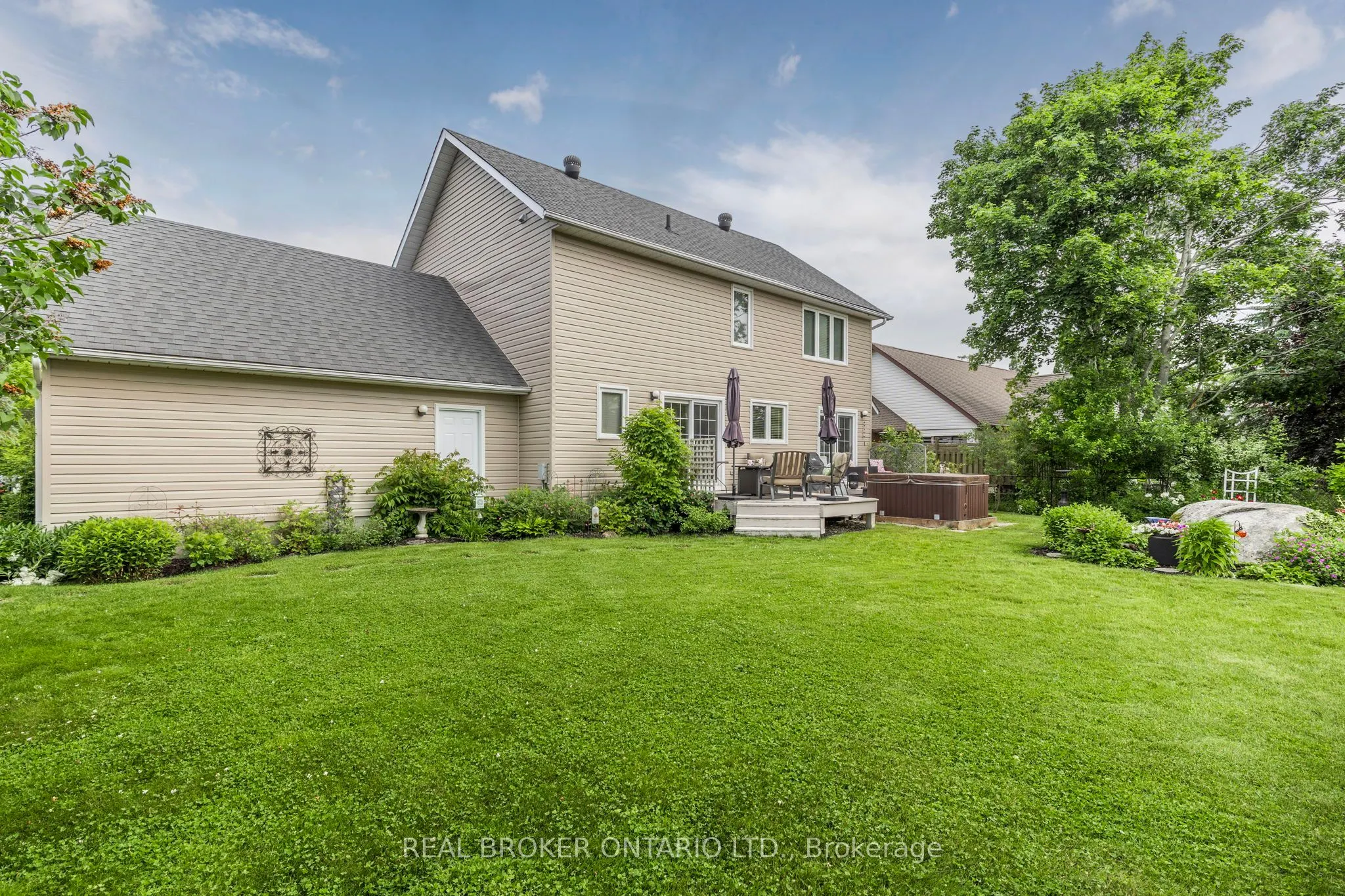 35 Howard Drive