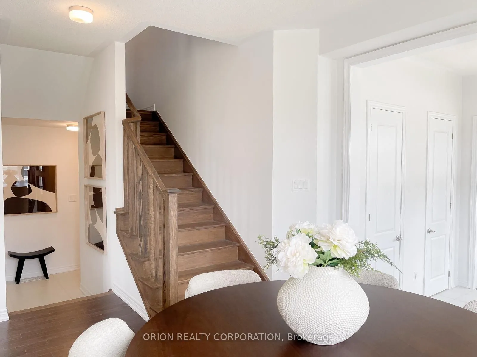 147 Fenchurch Manor