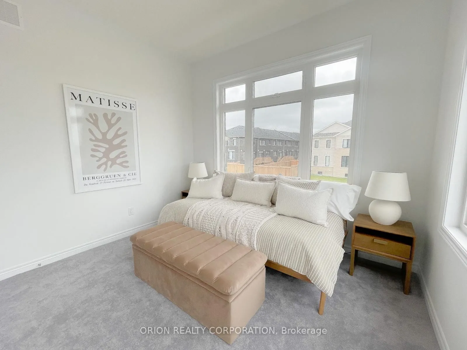 147 Fenchurch Manor