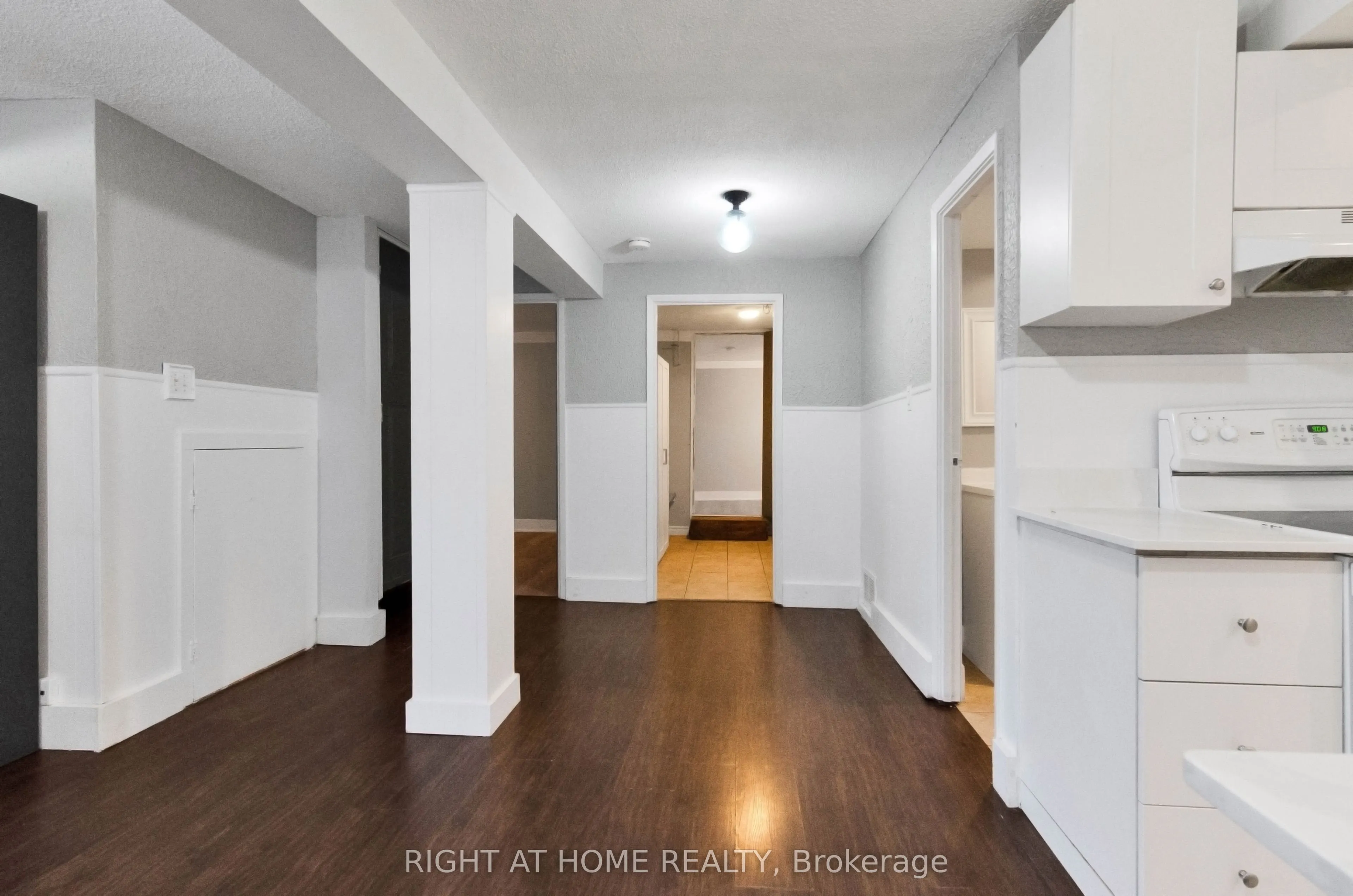 42 Farmingdale Crescent N, #BASMNT