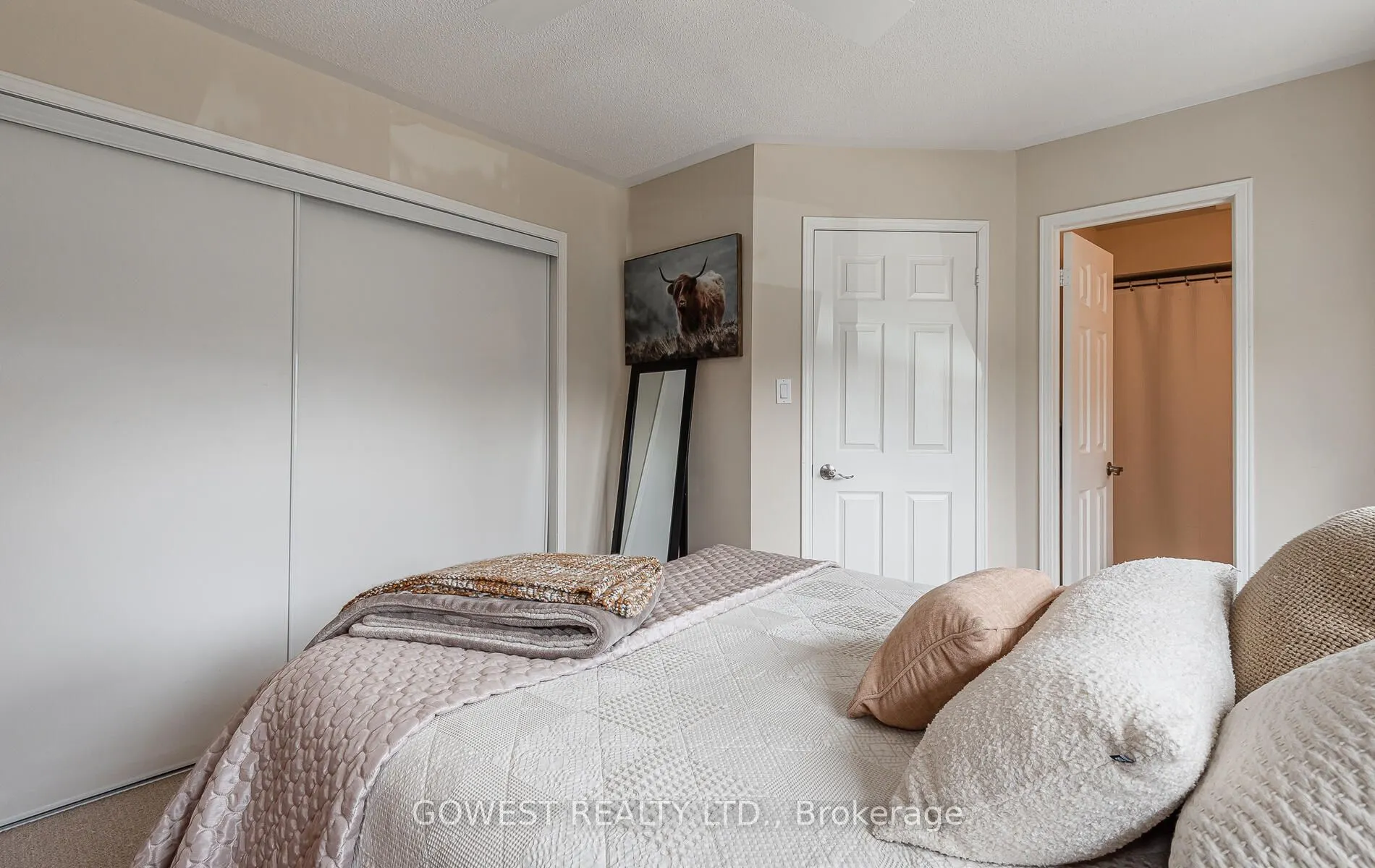 32 Valleymede Court, #19