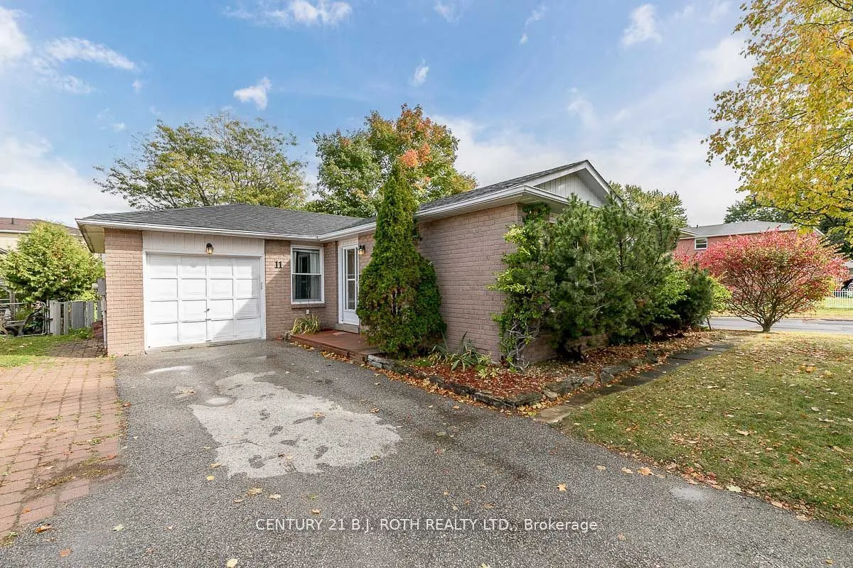 11 Cartwright Drive, #Upper