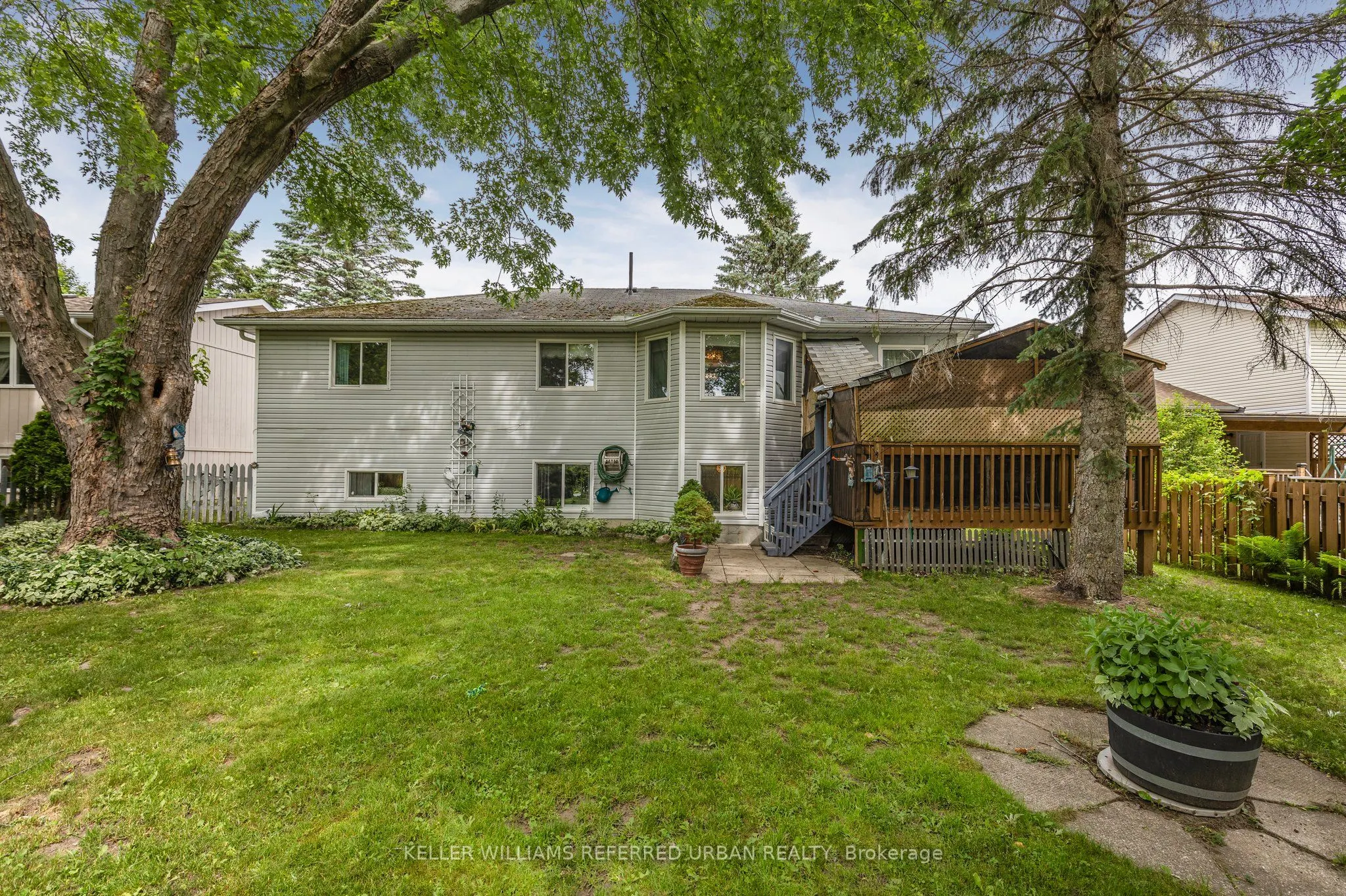 31 John Dillingno Street