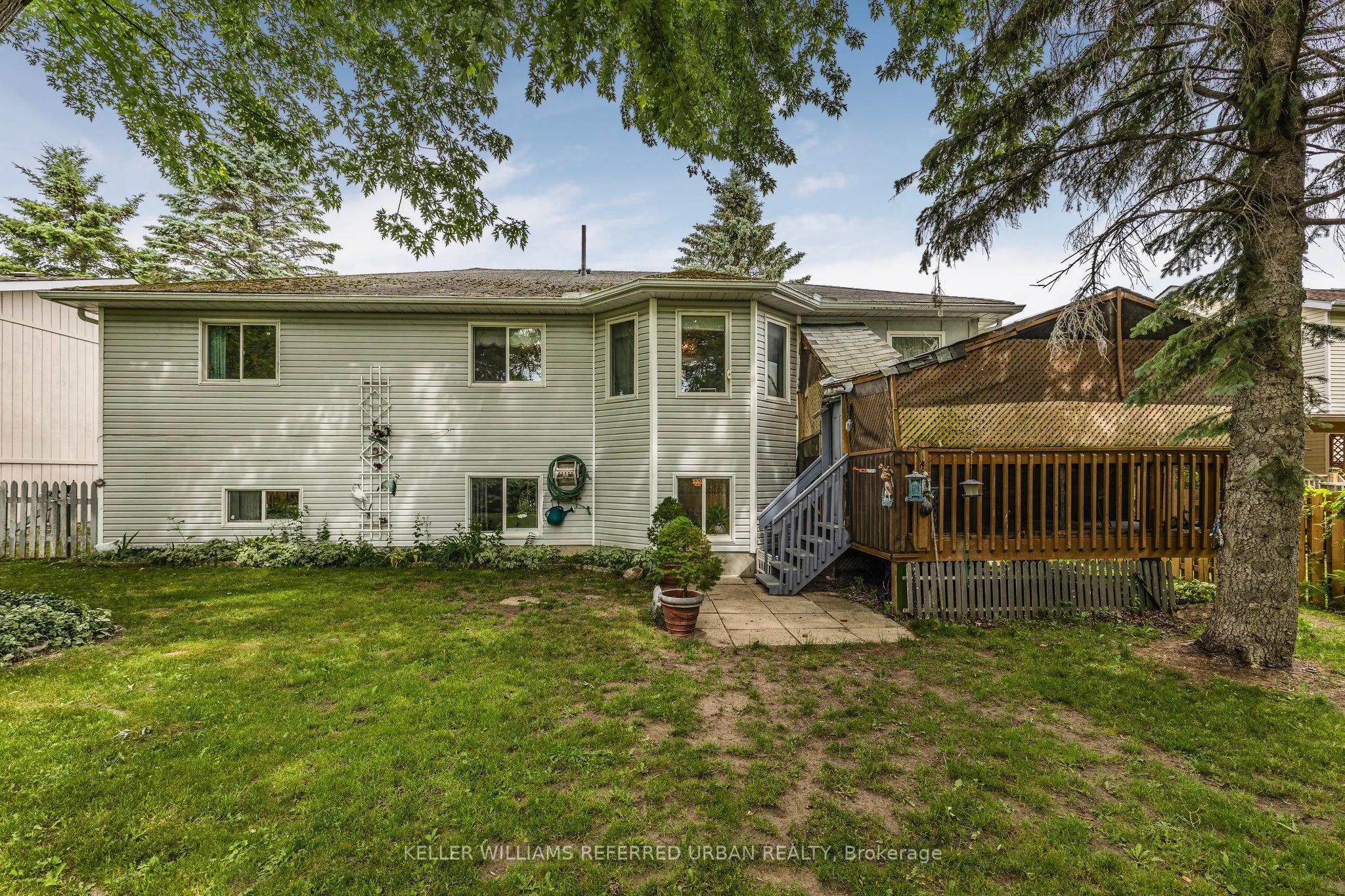 31 John Dillingno Street