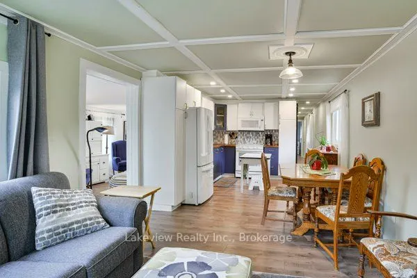 17 MONTGREENAN Drive