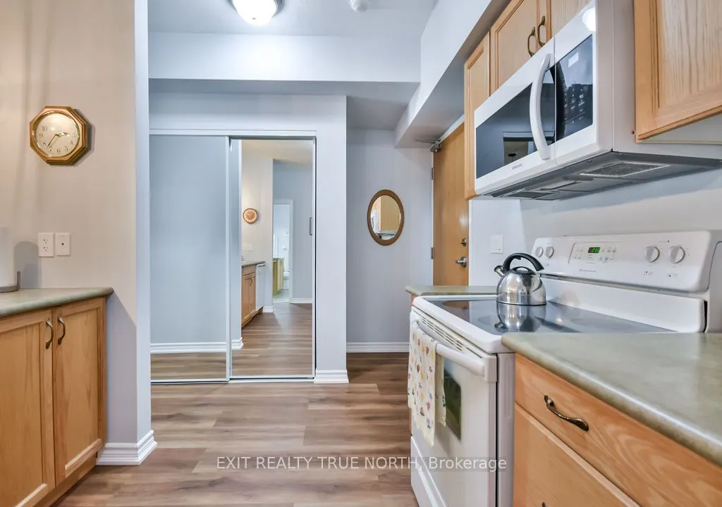 19B Yonge Street N, #107