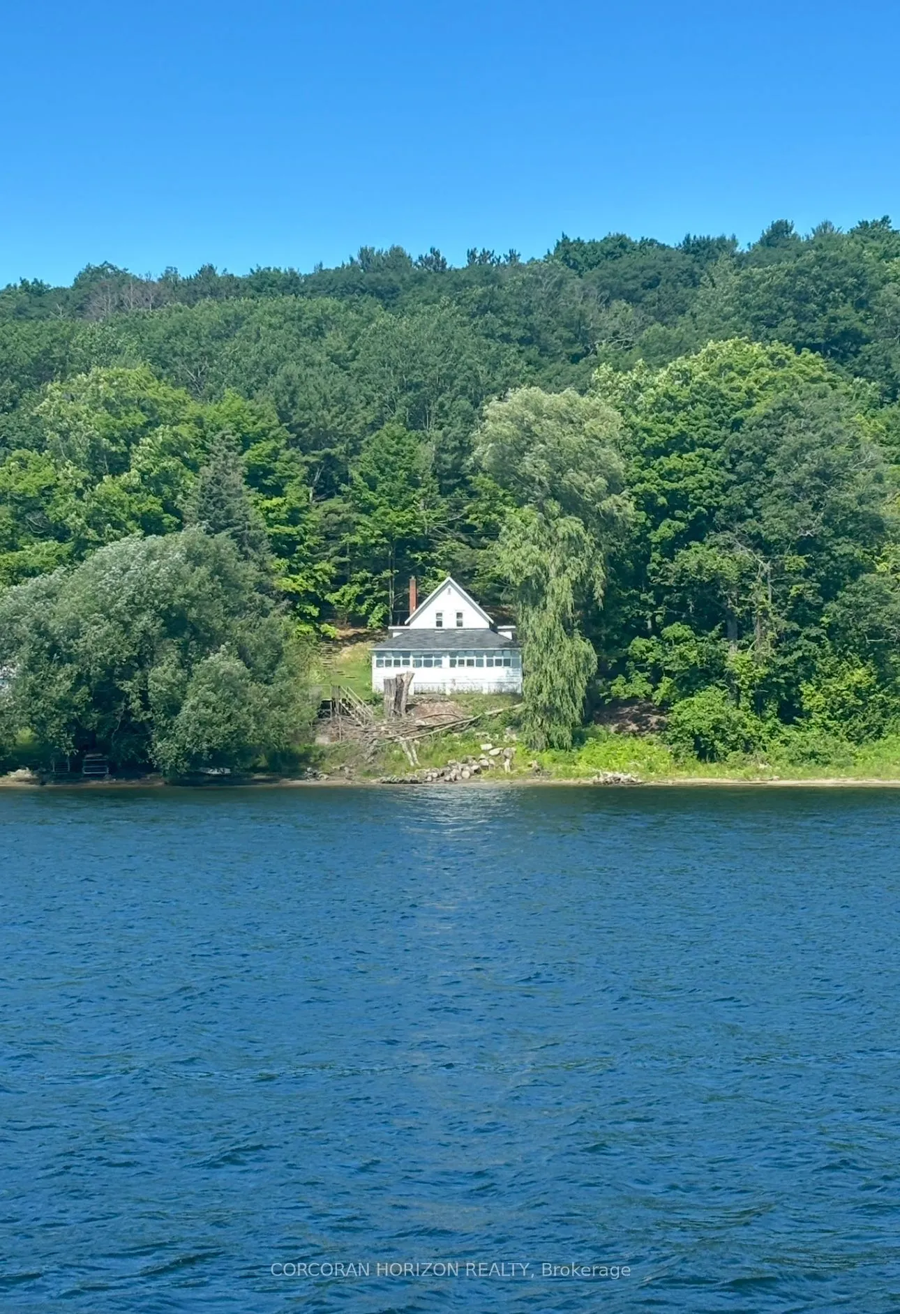 383 Champlain Road