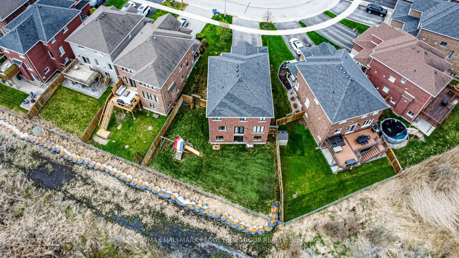 35 Marta Crescent