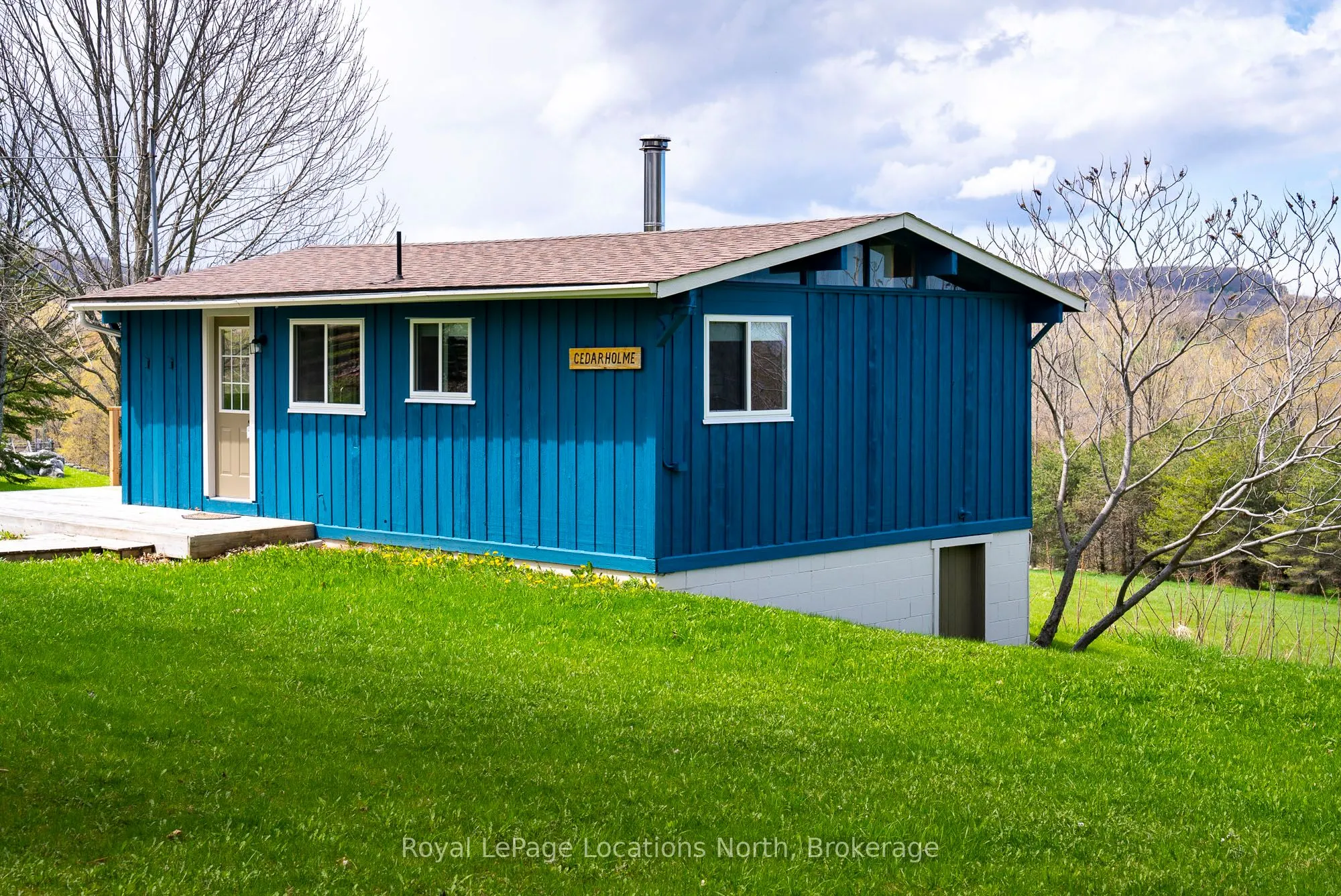 8268 21/22 Nottawasaga Side Road