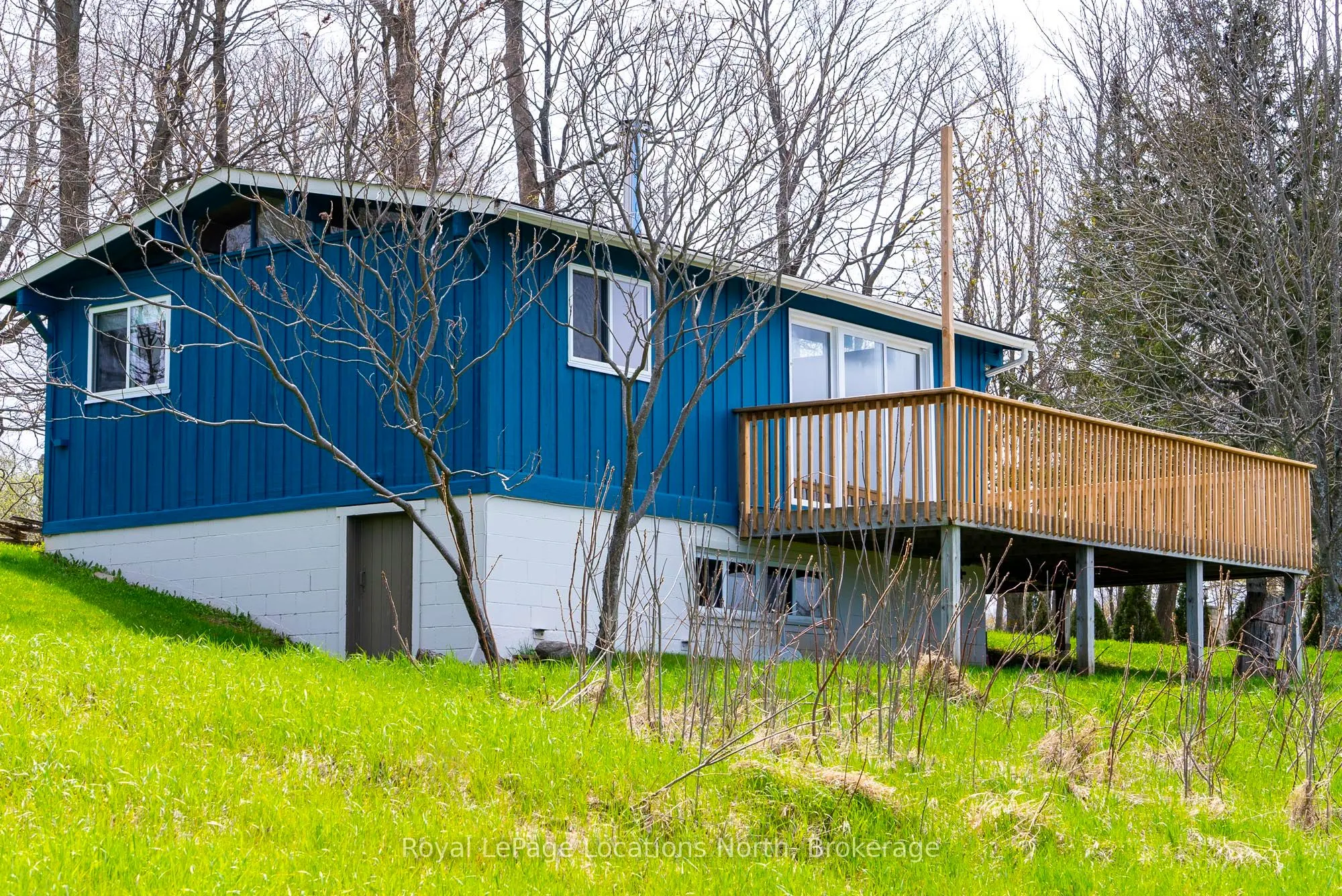 8268 21/22 Nottawasaga Side Road