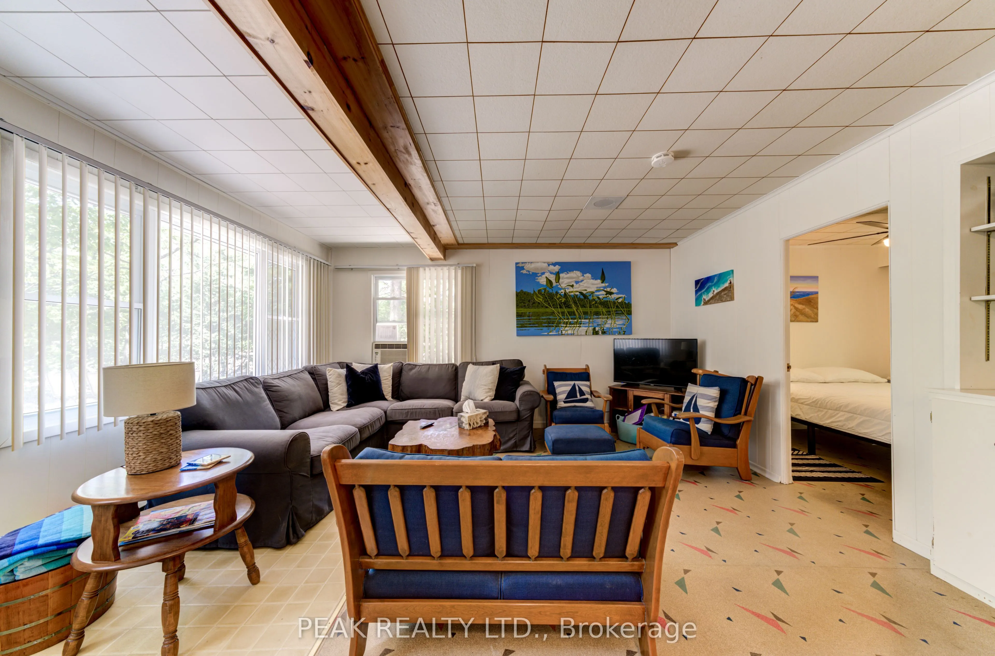 35 Lakeside Drive