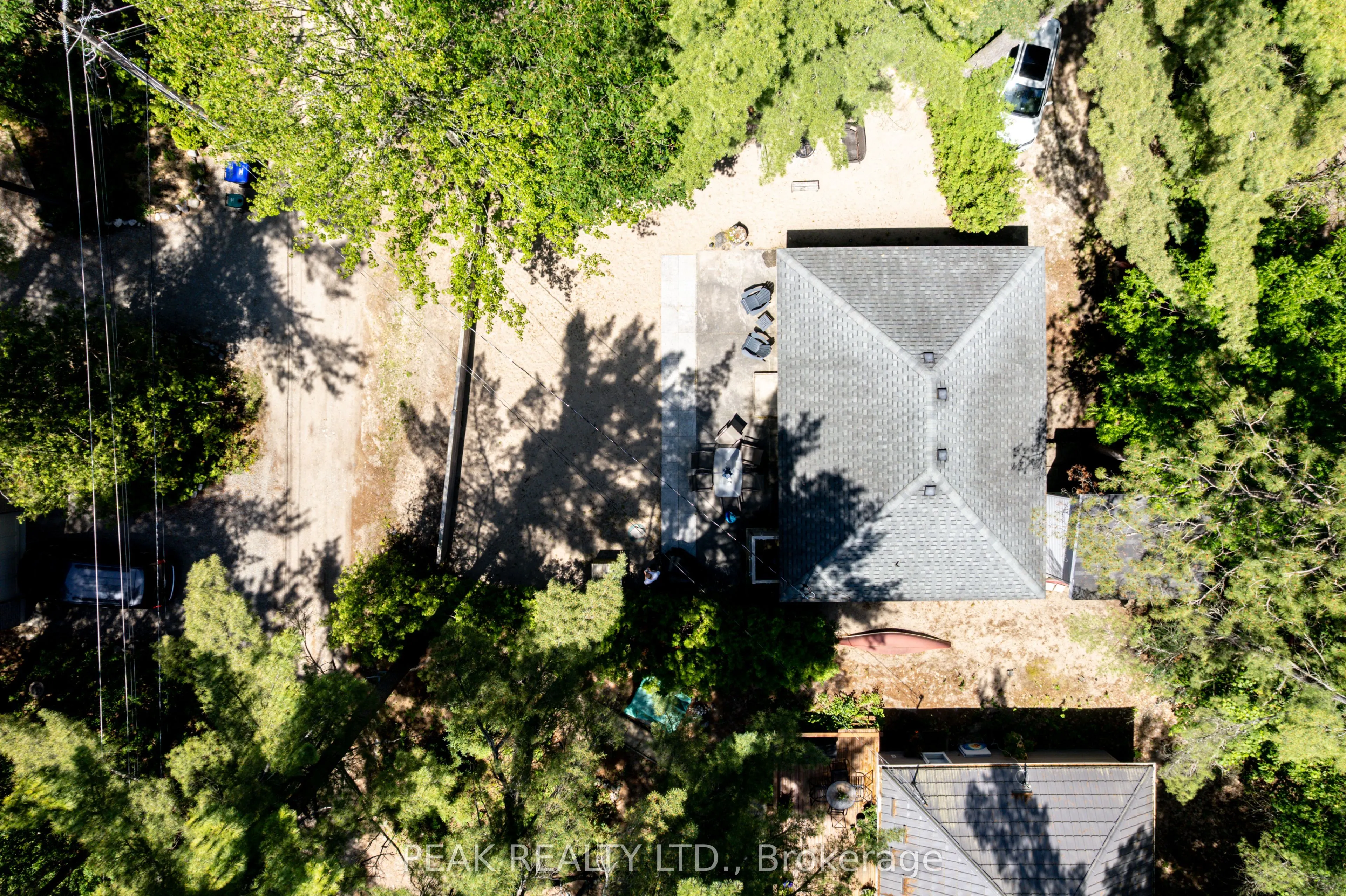 35 Lakeside Drive