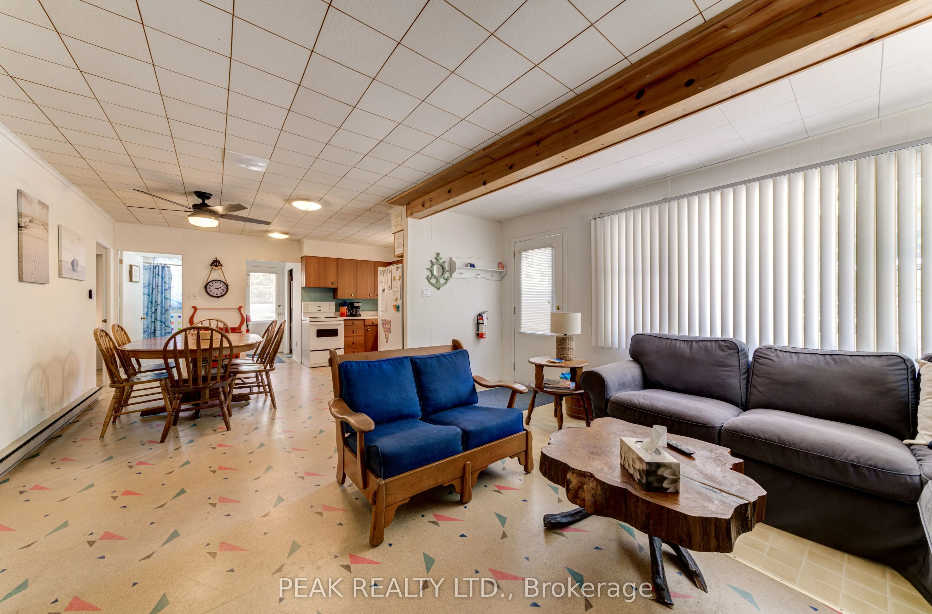 35 Lakeside Drive