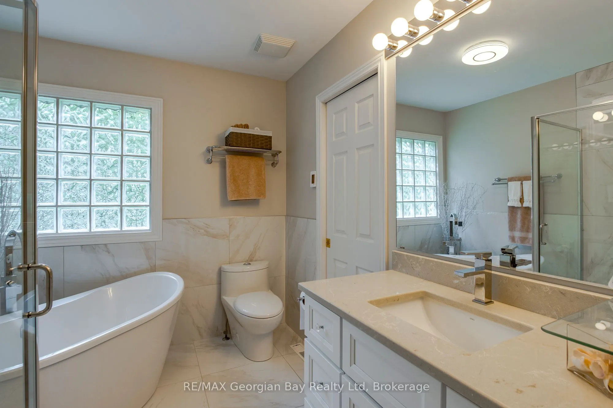 166 Albin Road