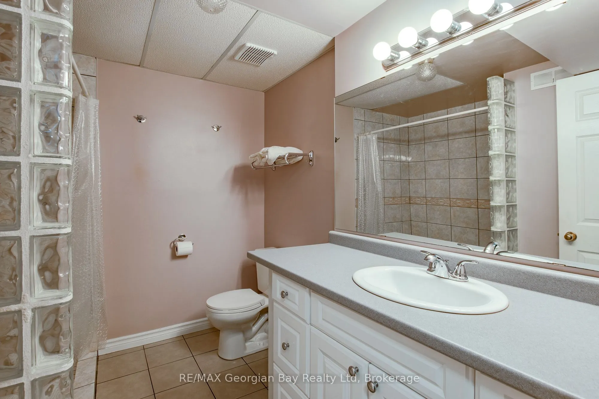 166 Albin Road