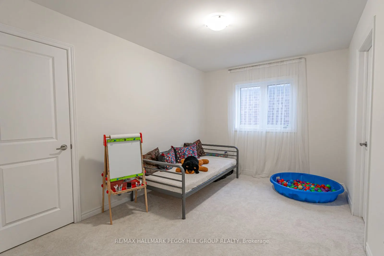 3 Cypress Point Street