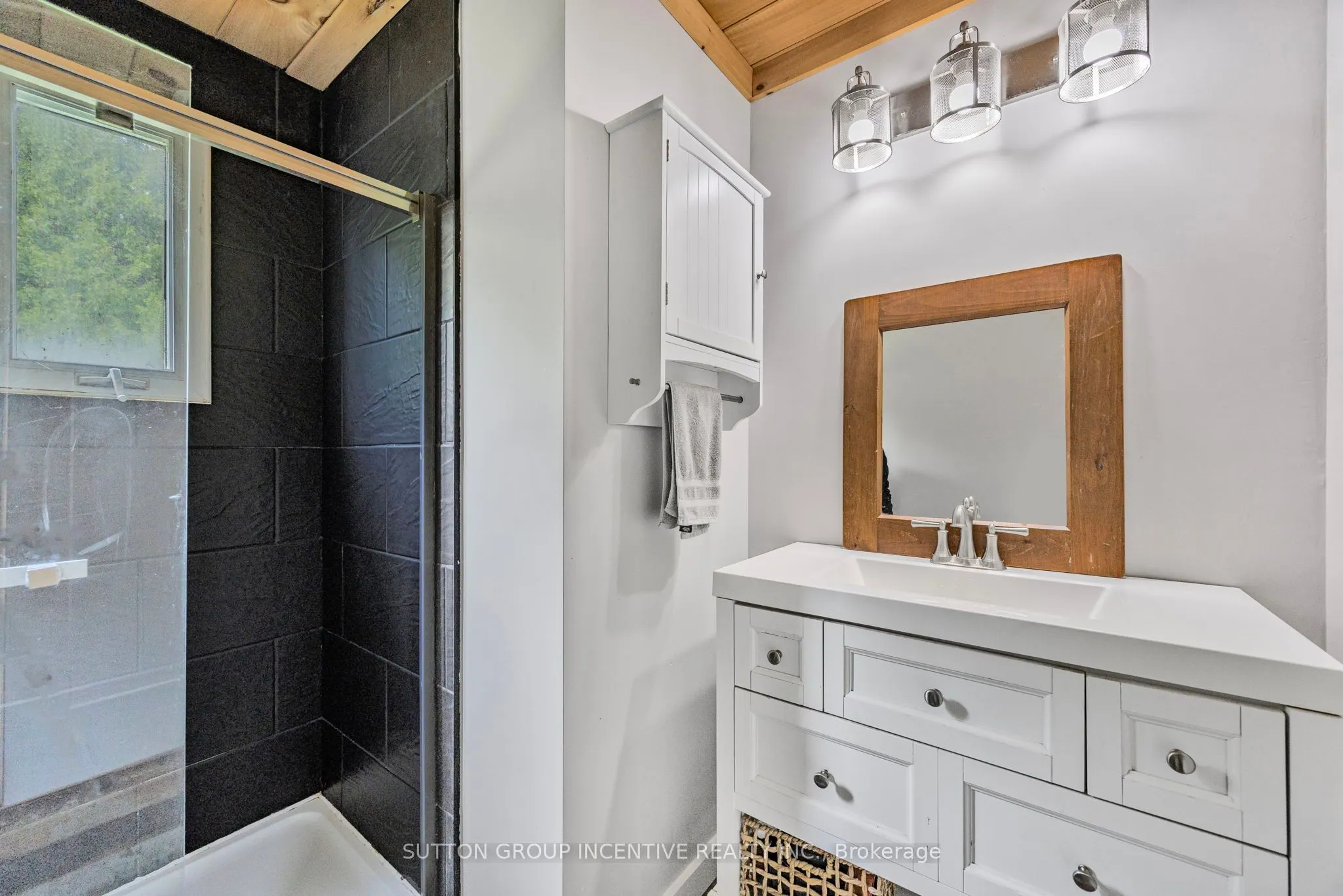 2266 FOXMEAD Road