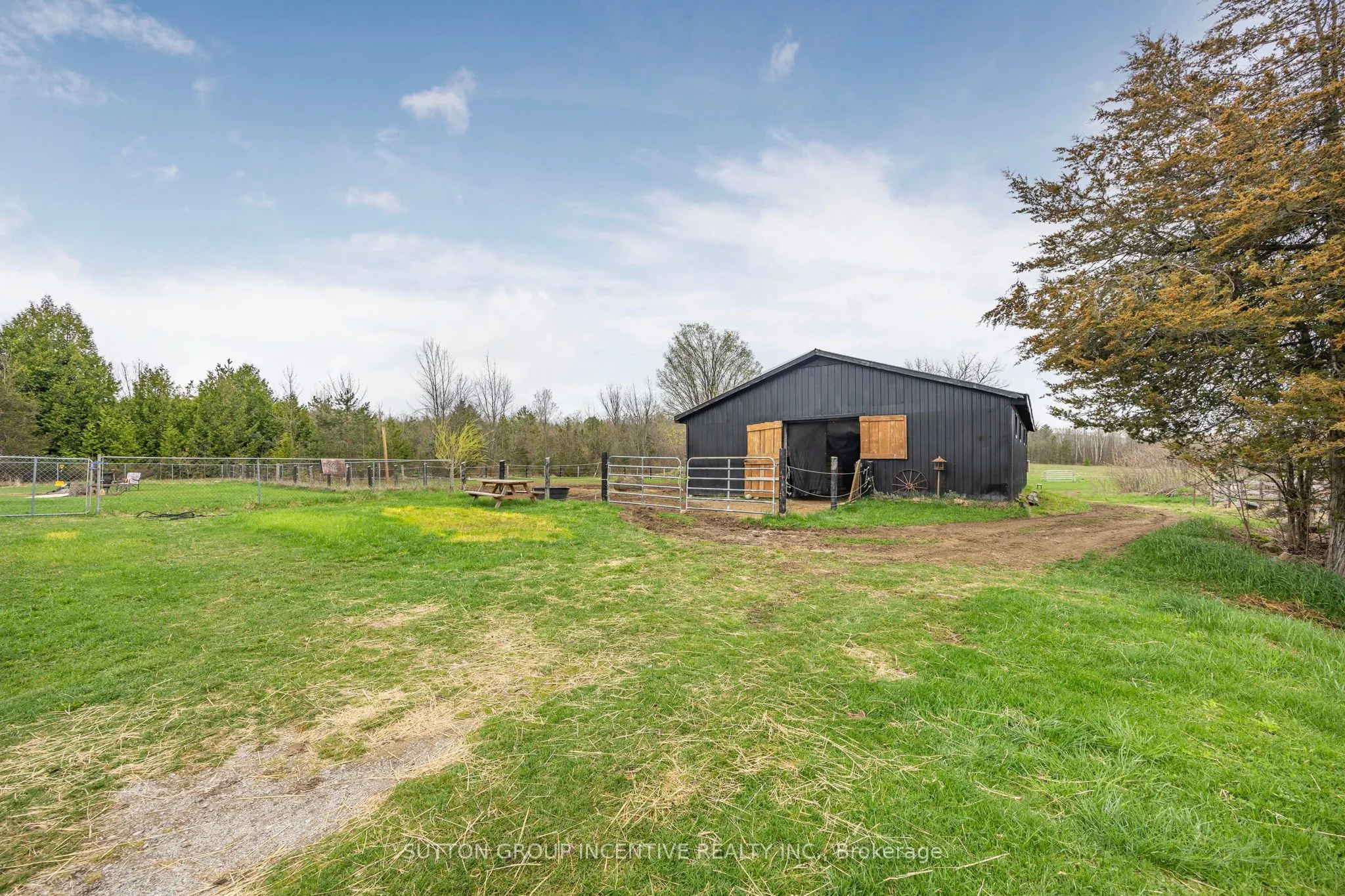 2266 FOXMEAD Road