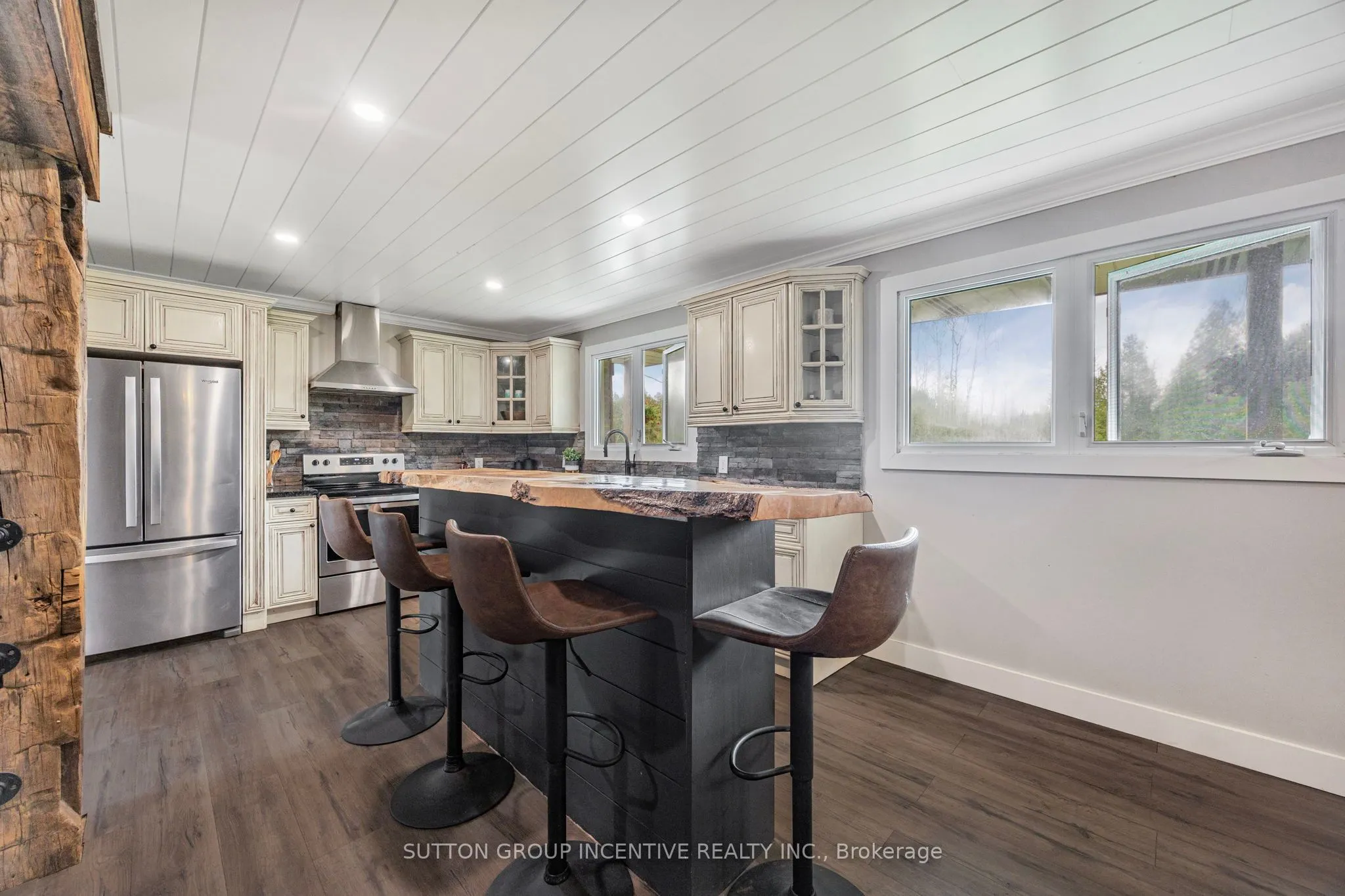2266 FOXMEAD Road