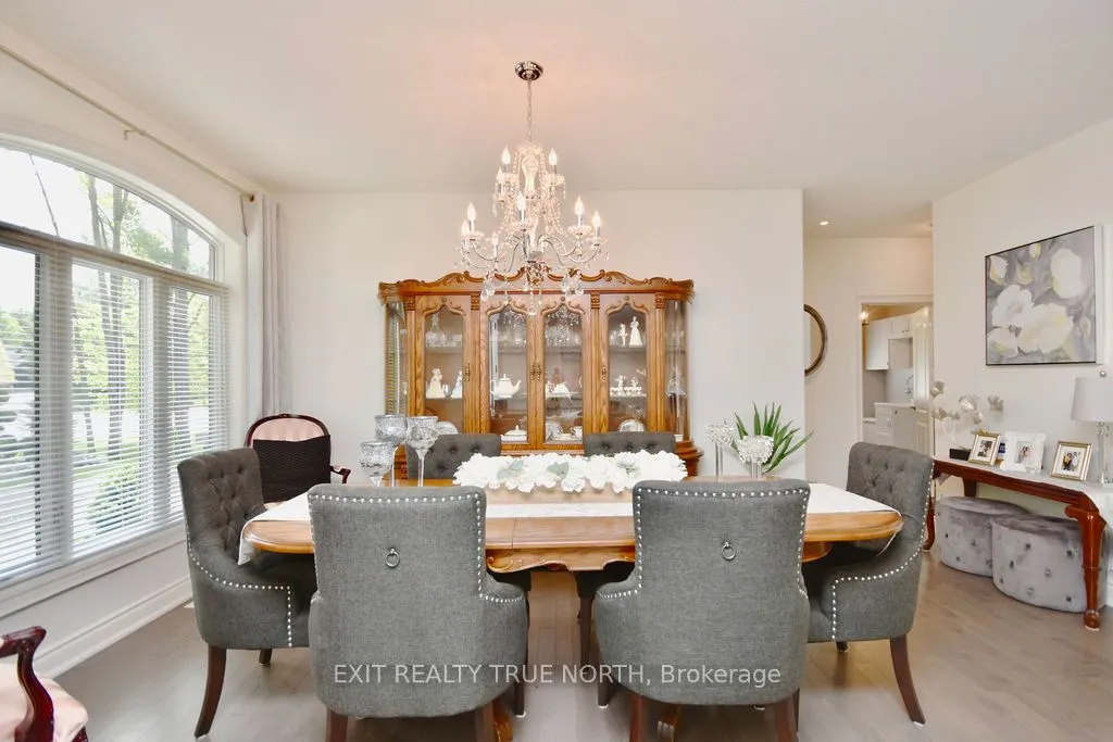 2 Sycamore Circle