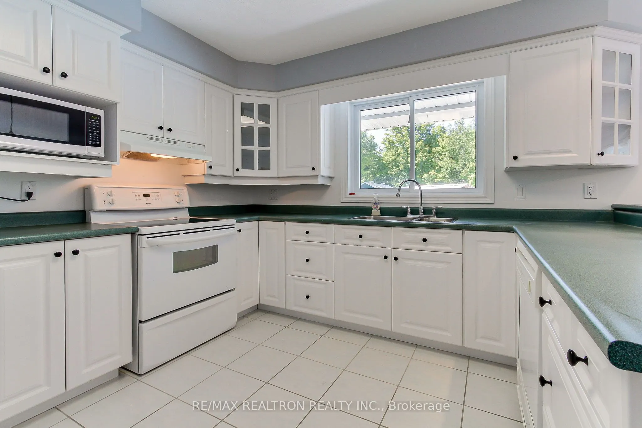 170 Concession 5 West Road