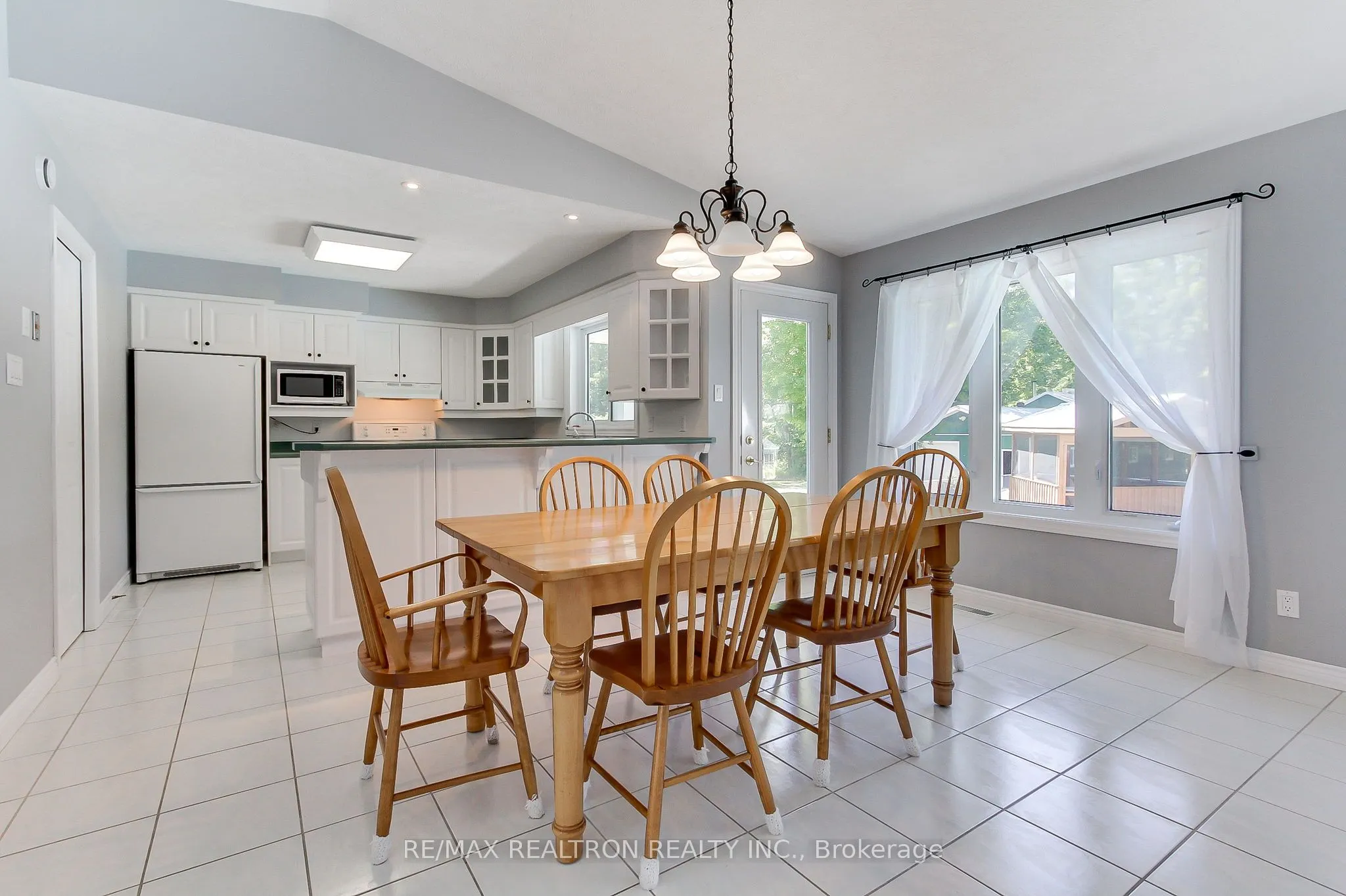 170 Concession 5 West Road