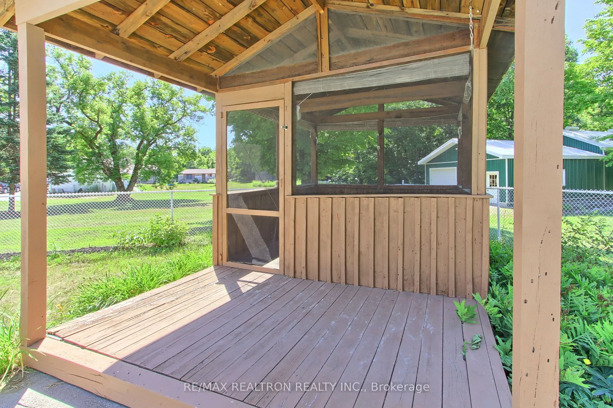 170 Concession 5 West Road