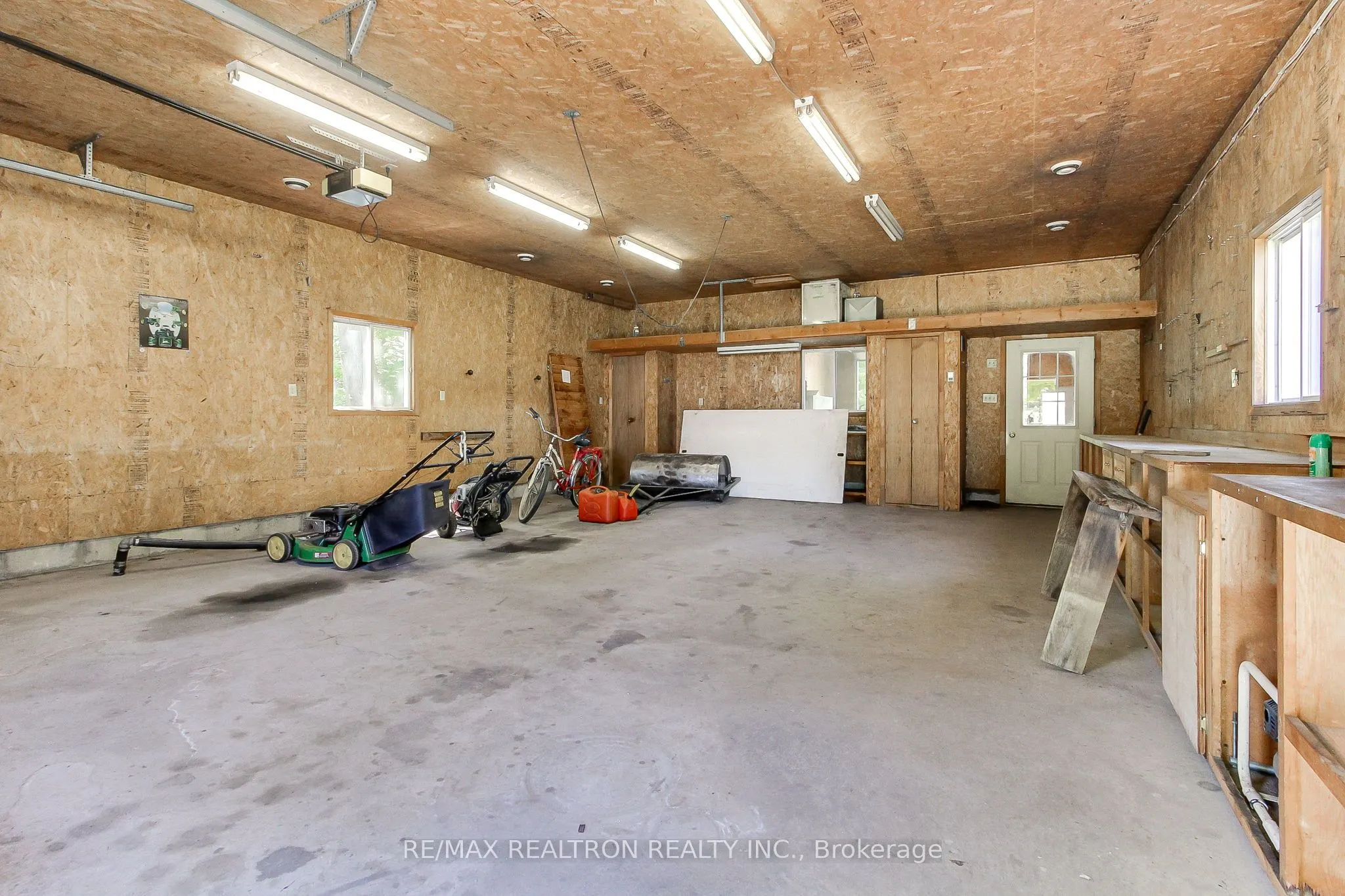170 Concession 5 West Road