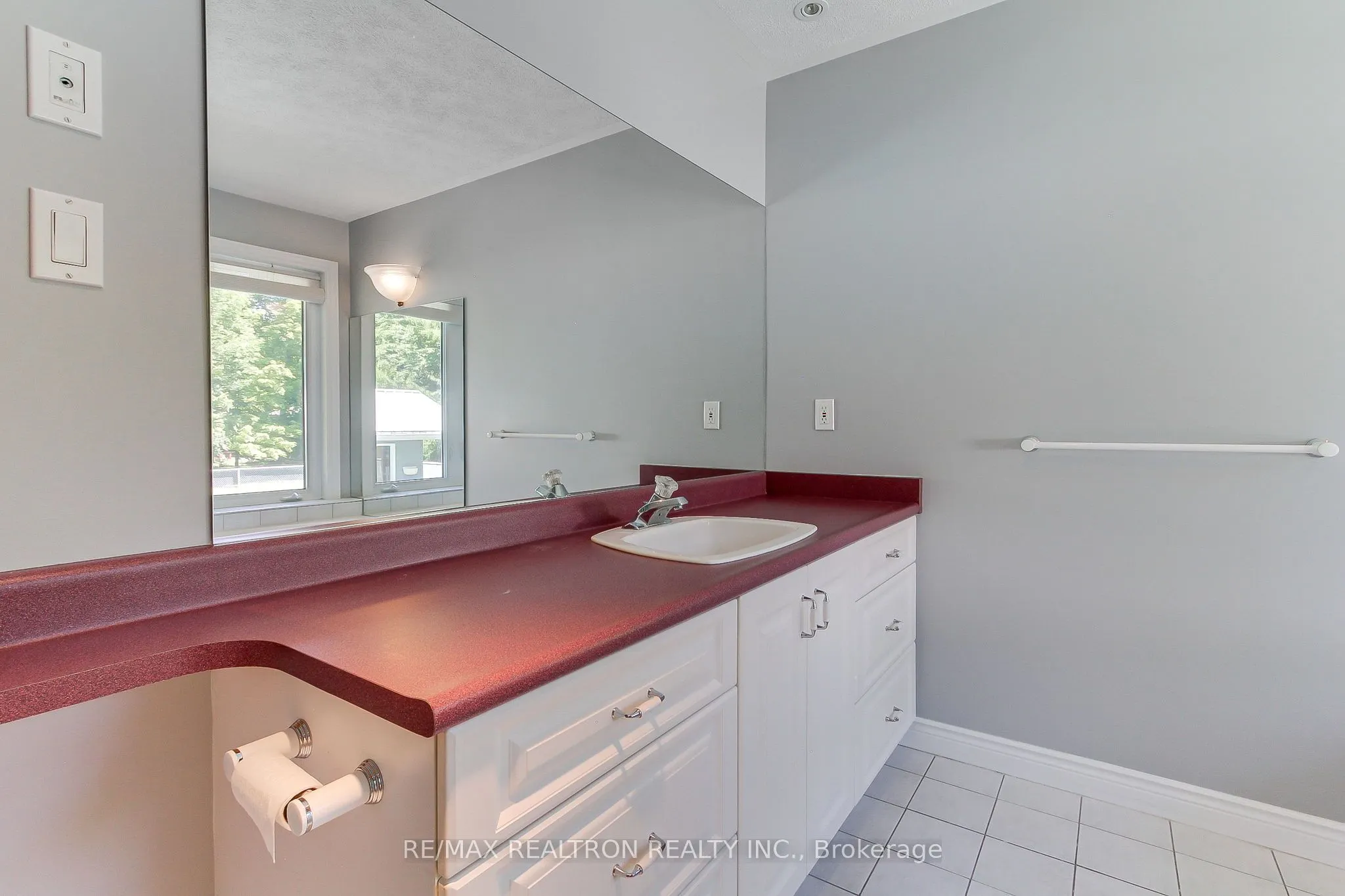 170 Concession 5 West Road