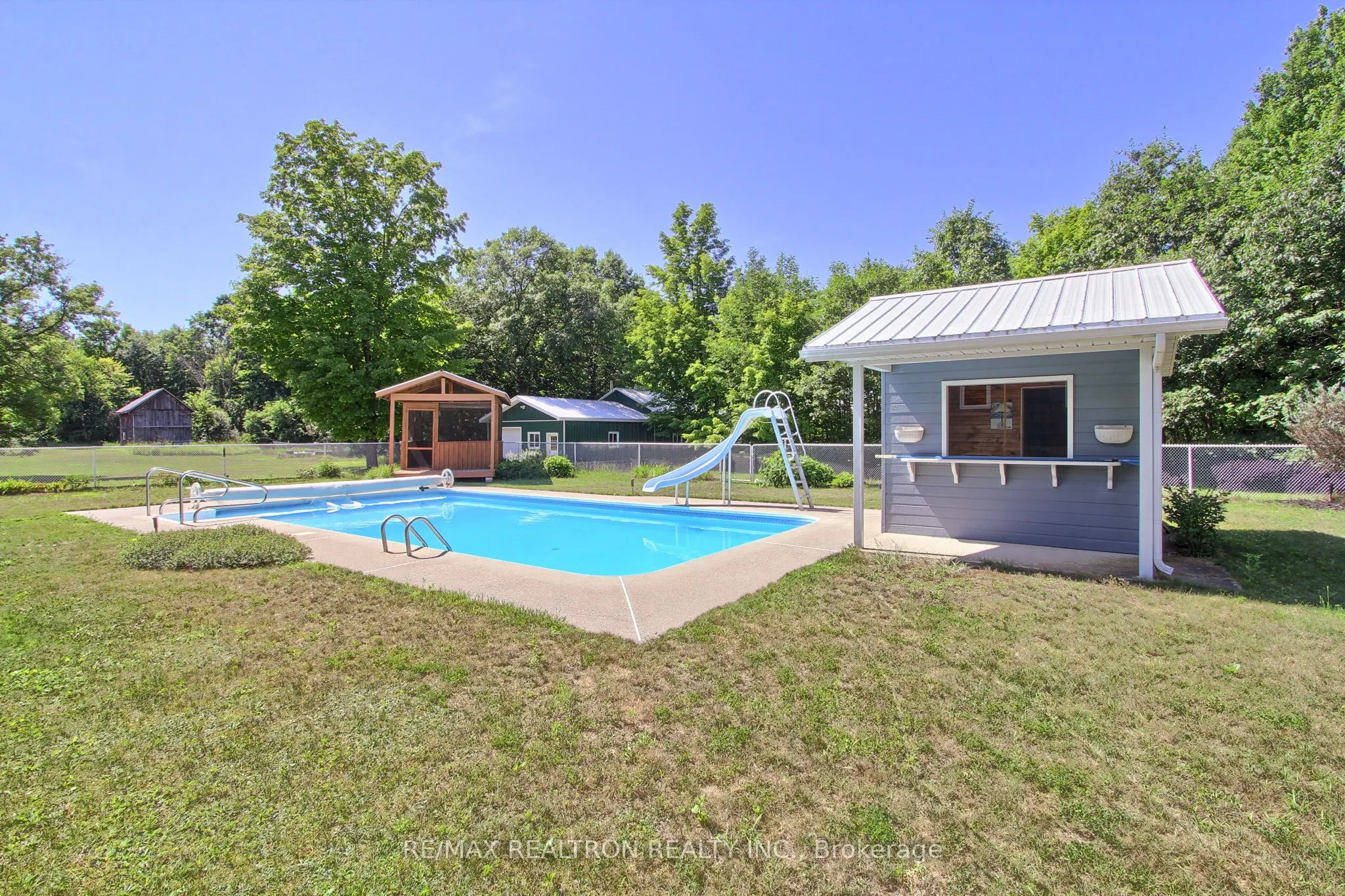 170 Concession 5 West Road
