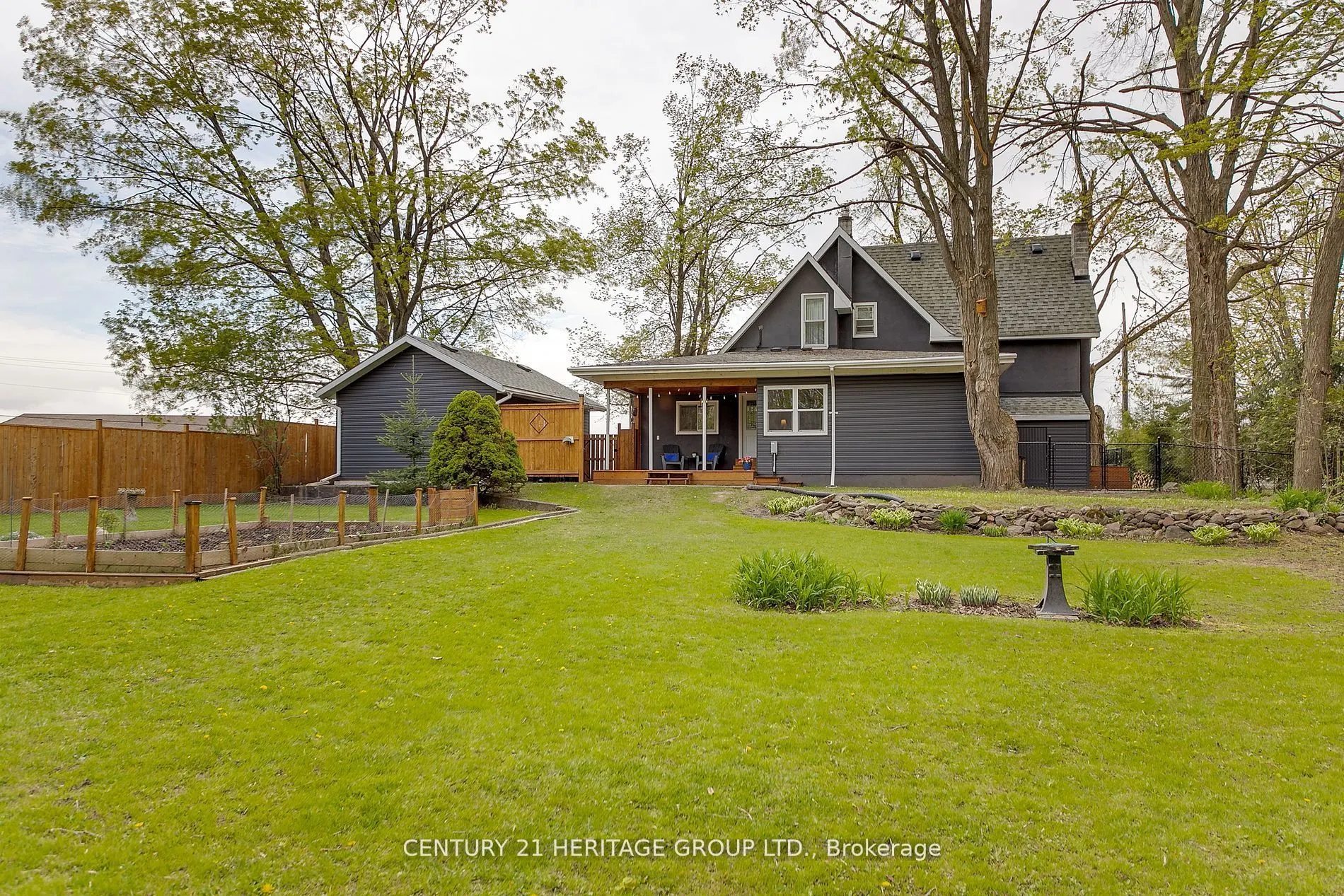 1672 Ridge Road E