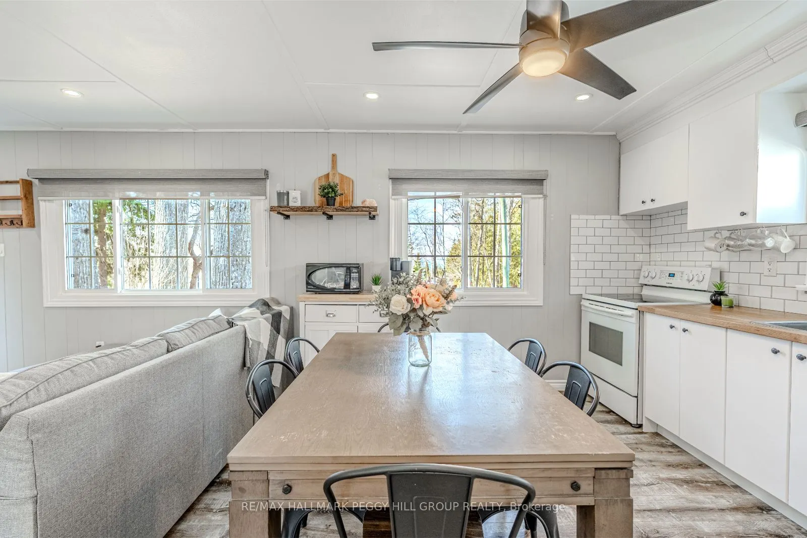 1939 Tiny Beaches Road S
