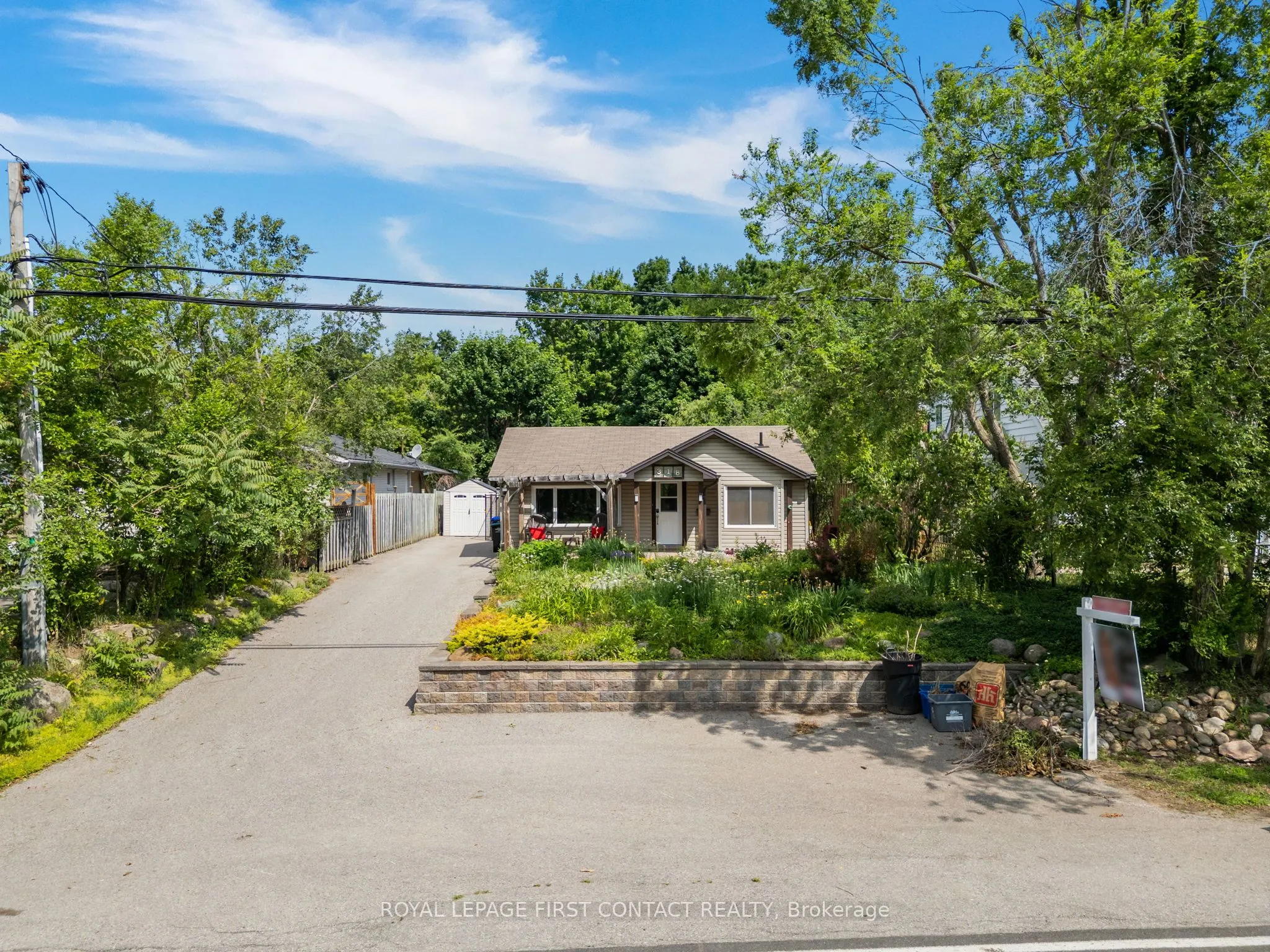 318 Shanty Bay Rd Road