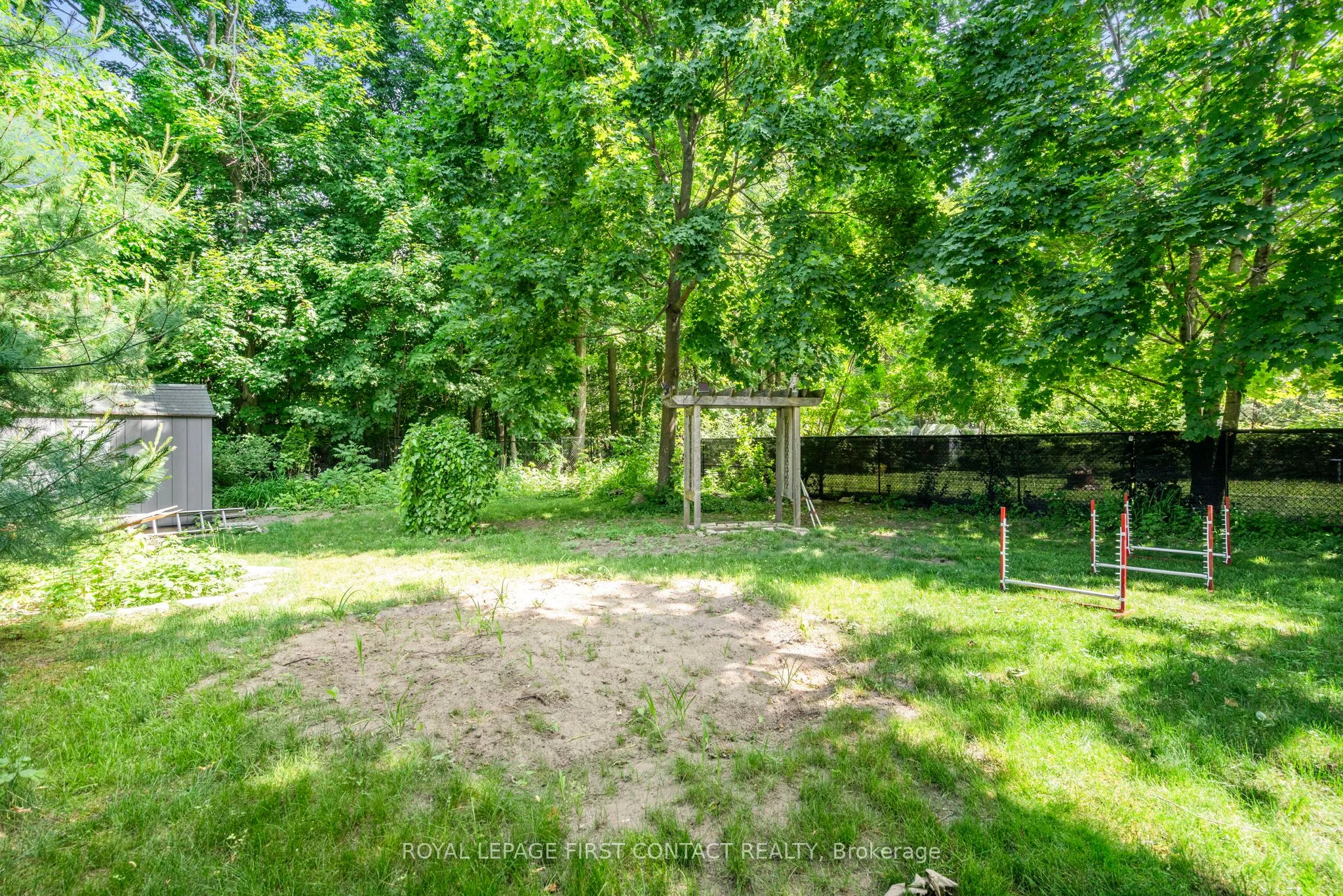 318 Shanty Bay Rd Road
