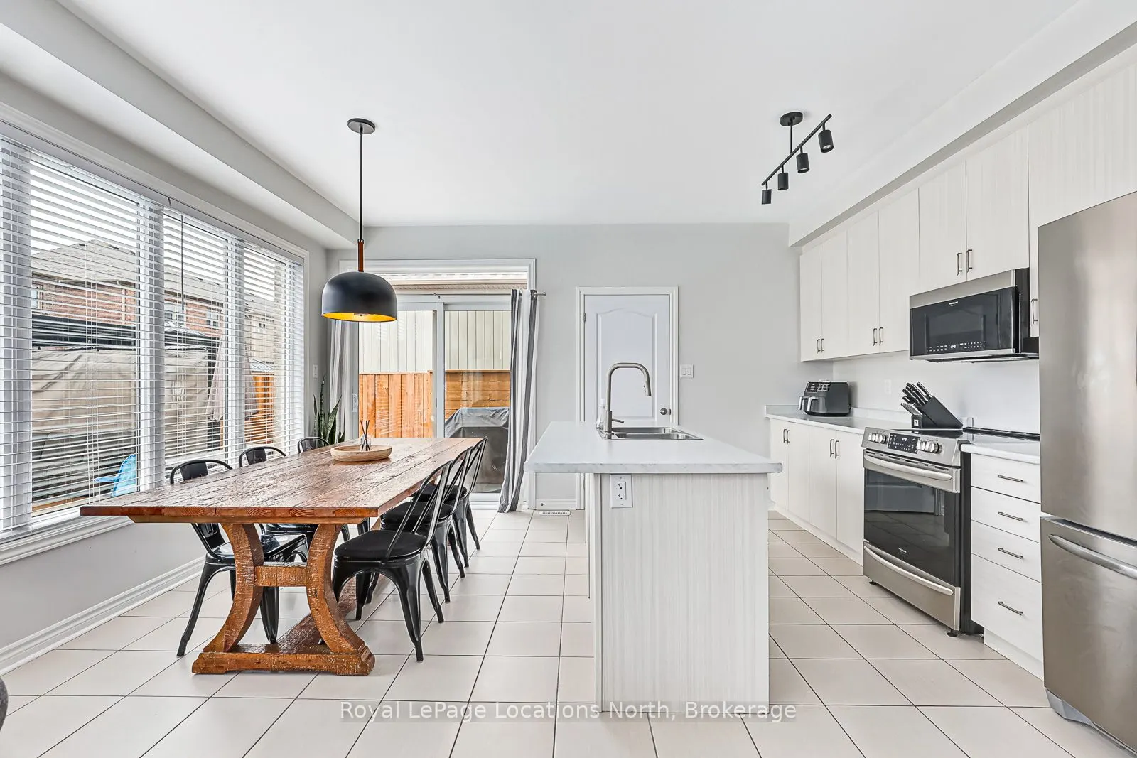 48 Mclean Avenue