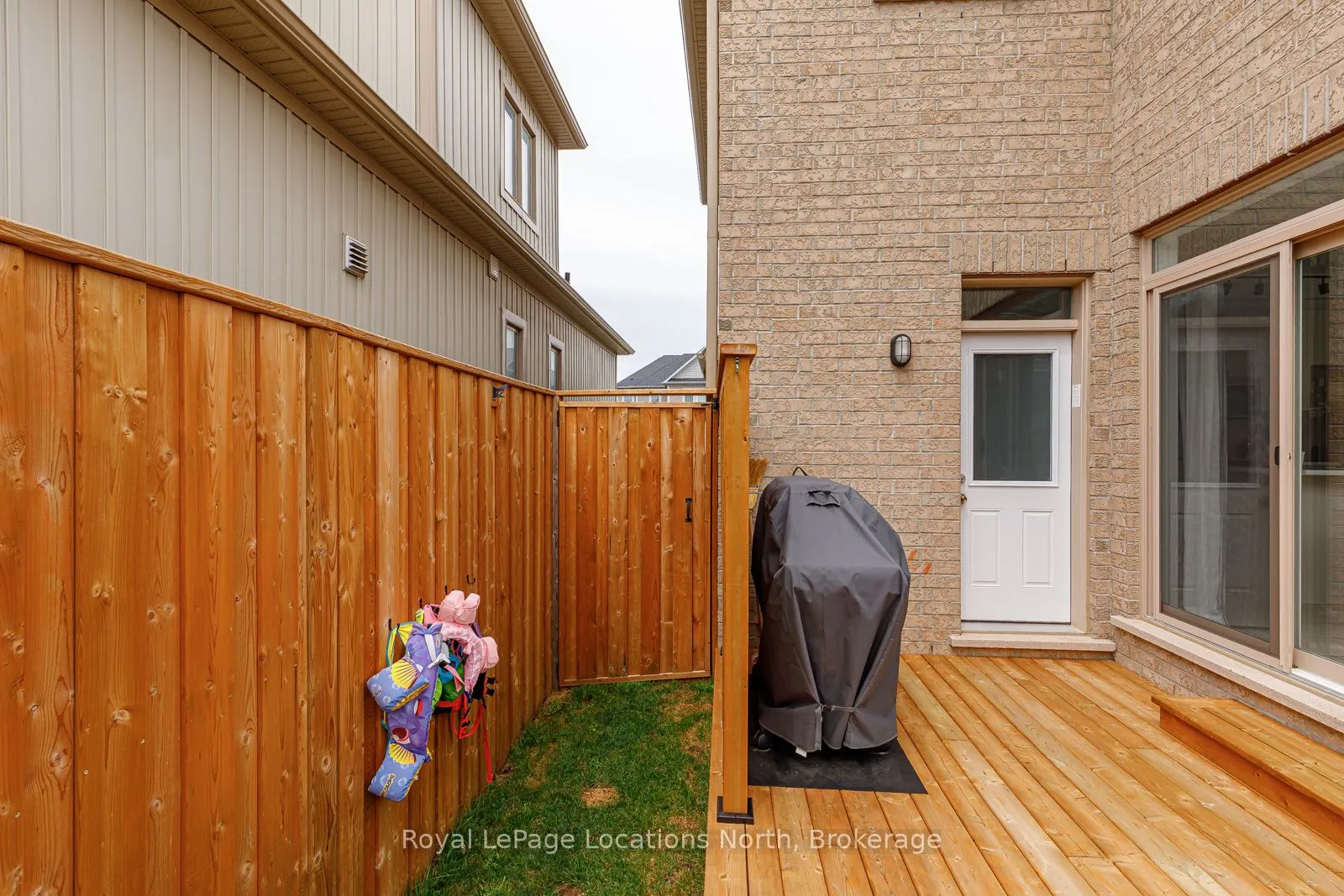 48 Mclean Avenue