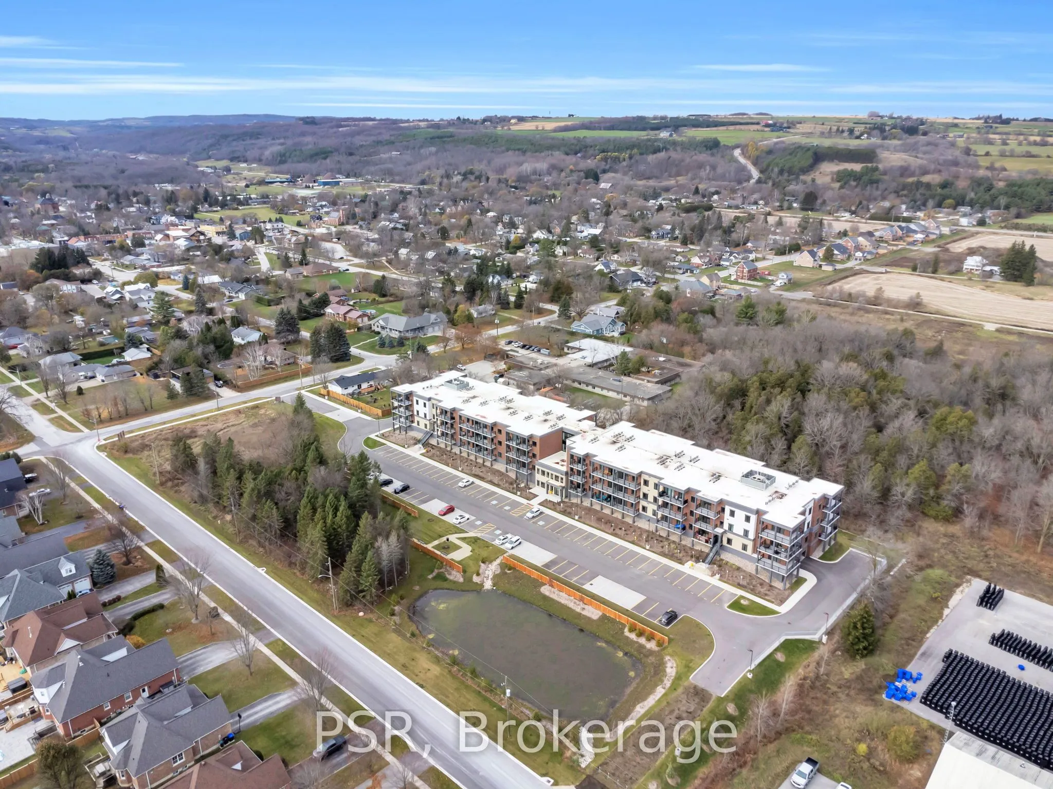 121 Mary Street, #309