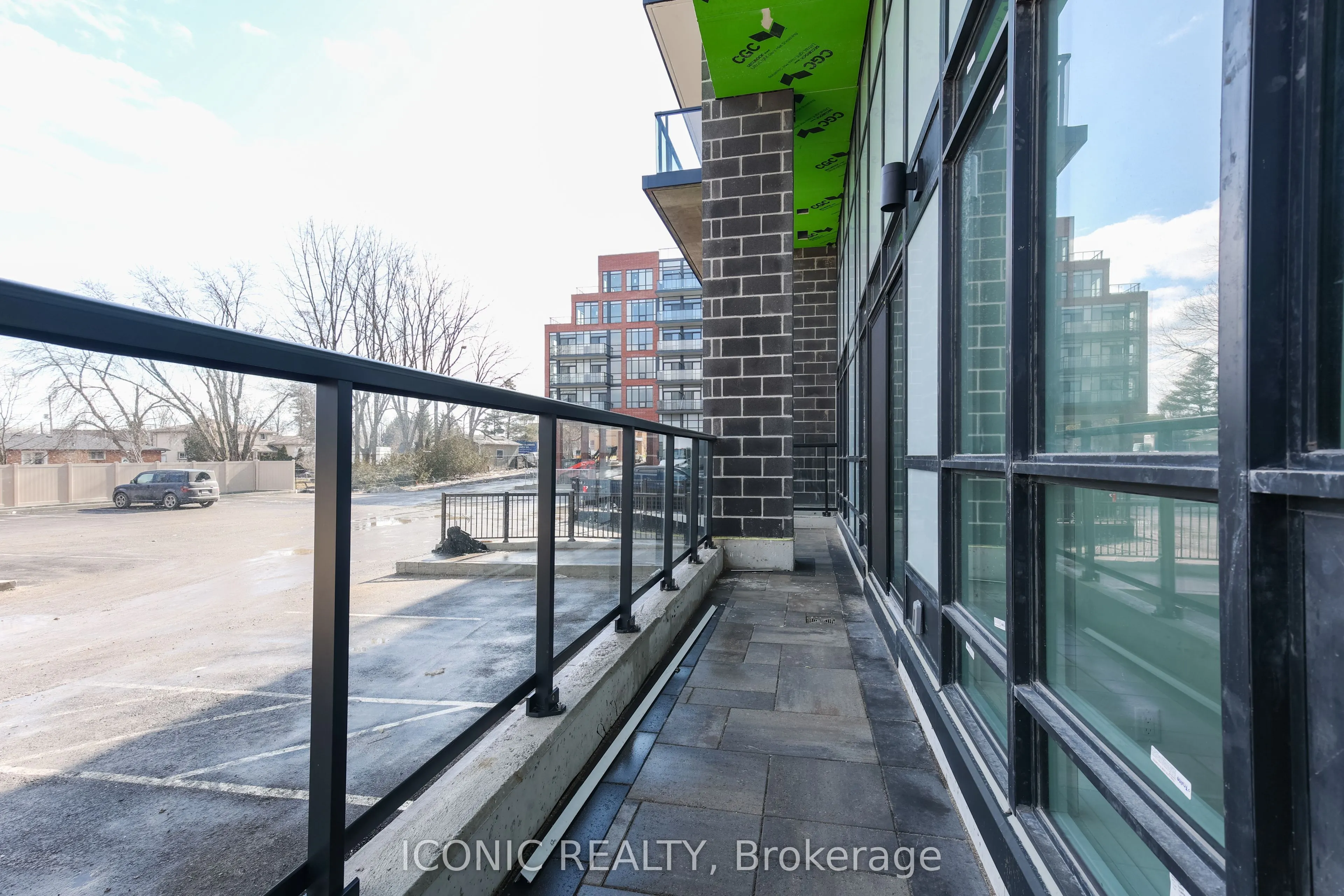 681 Yonge Street, #107