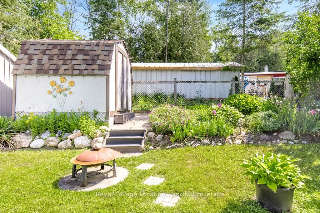 1981 TINY BEACHES Road S