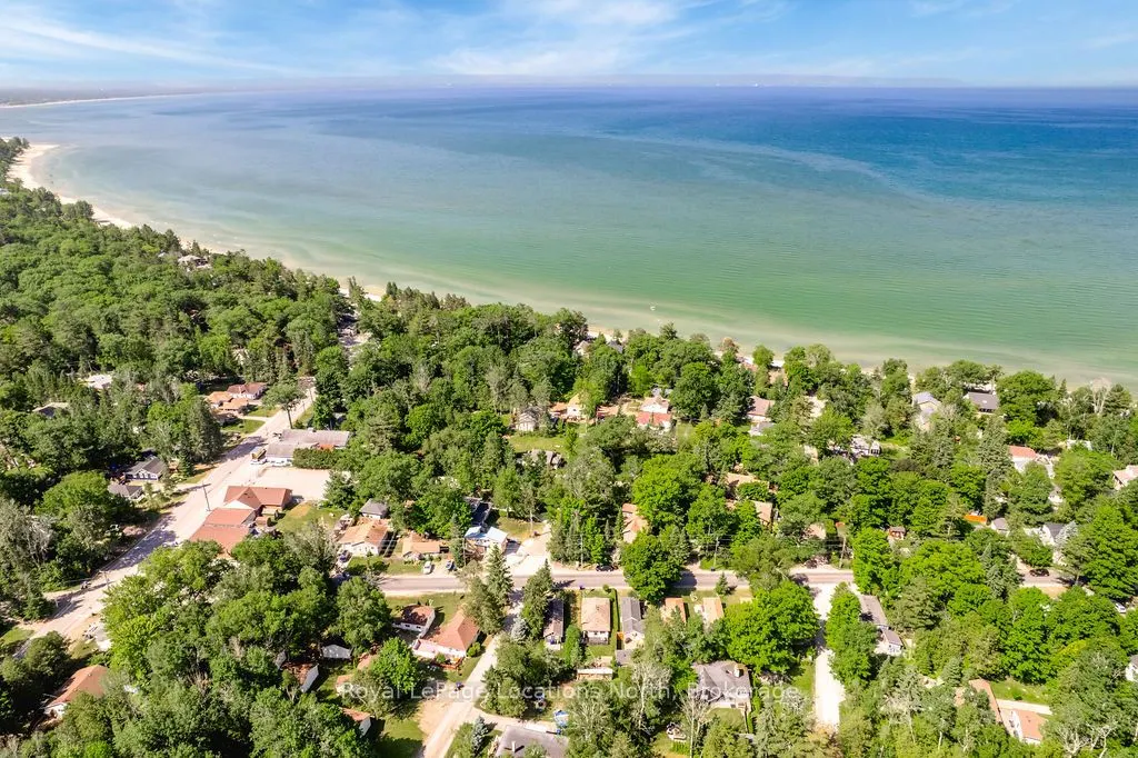 1981 TINY BEACHES Road S