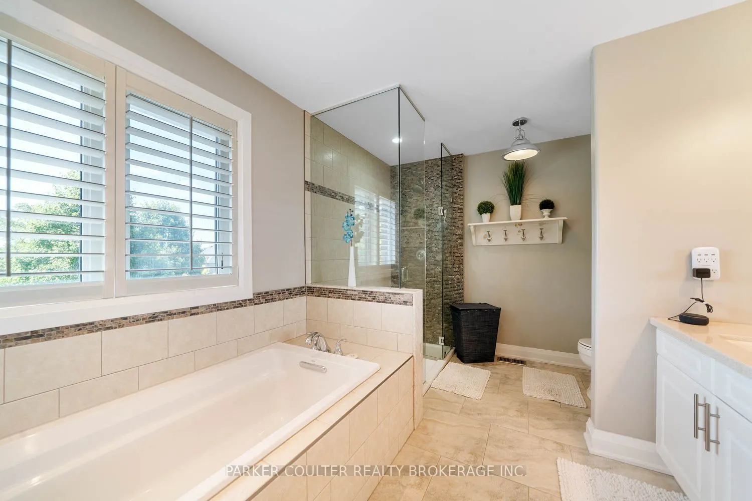114 Jewel House Lane