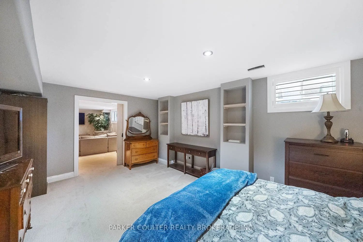 114 Jewel House Lane