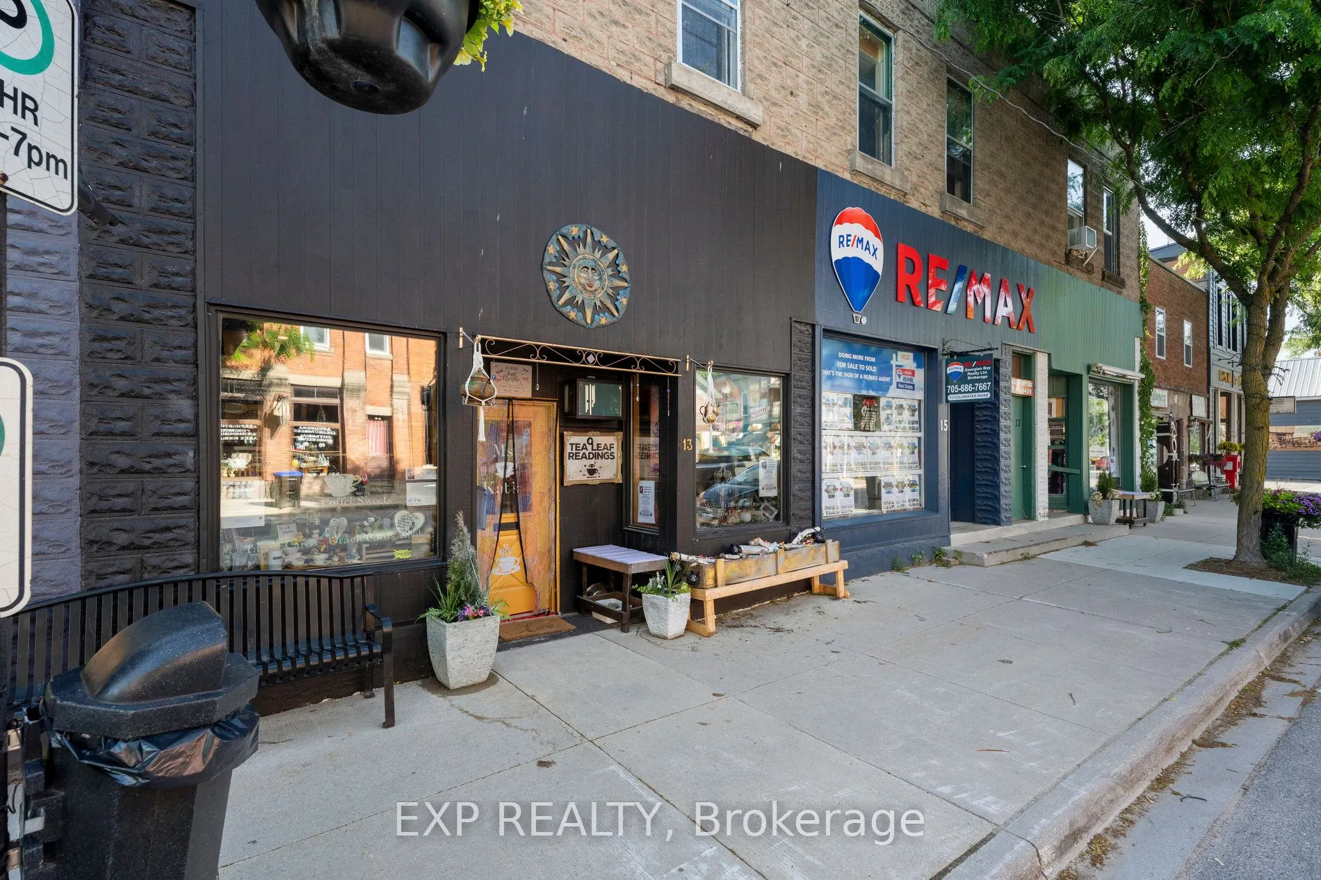 15 Coldwater Road