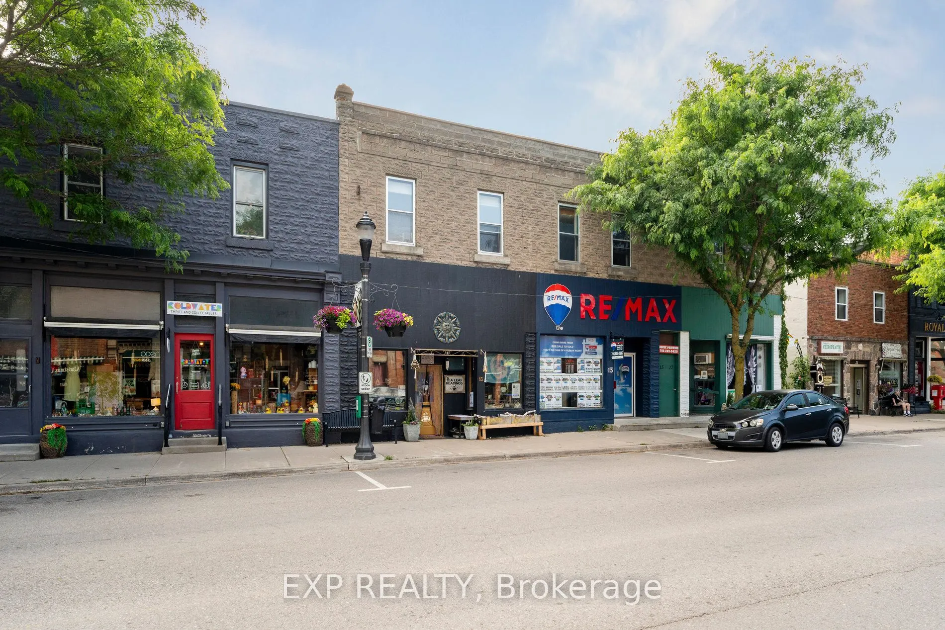 15 Coldwater Road