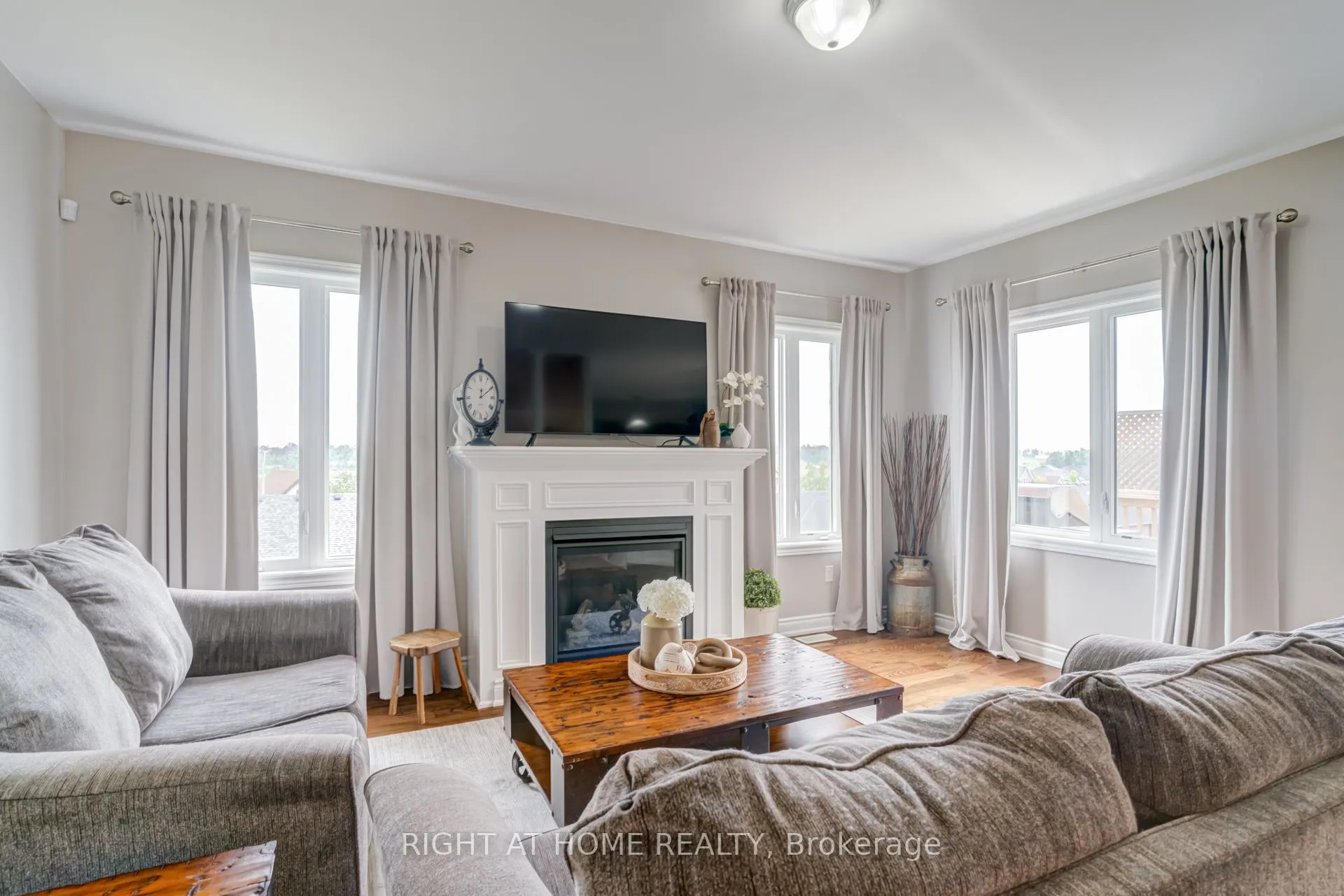 3125 Monarch Drive