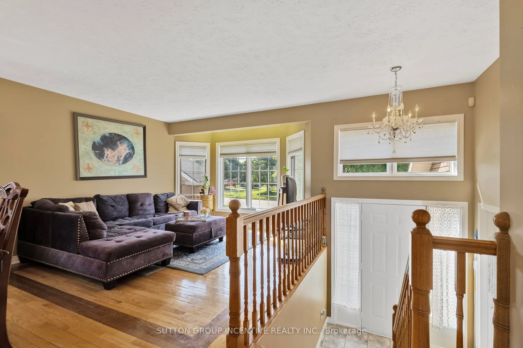 635 Wayne Crescent