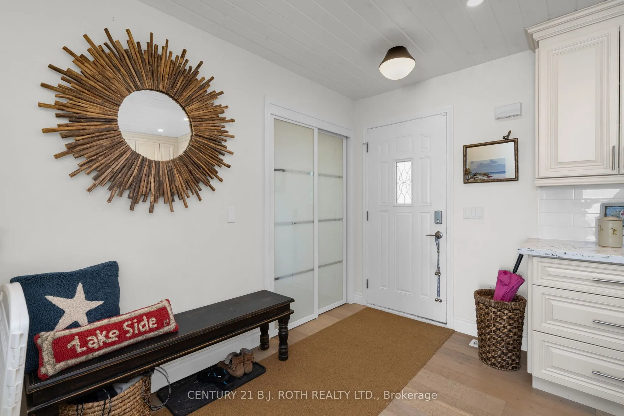 95 lakeshore Road E