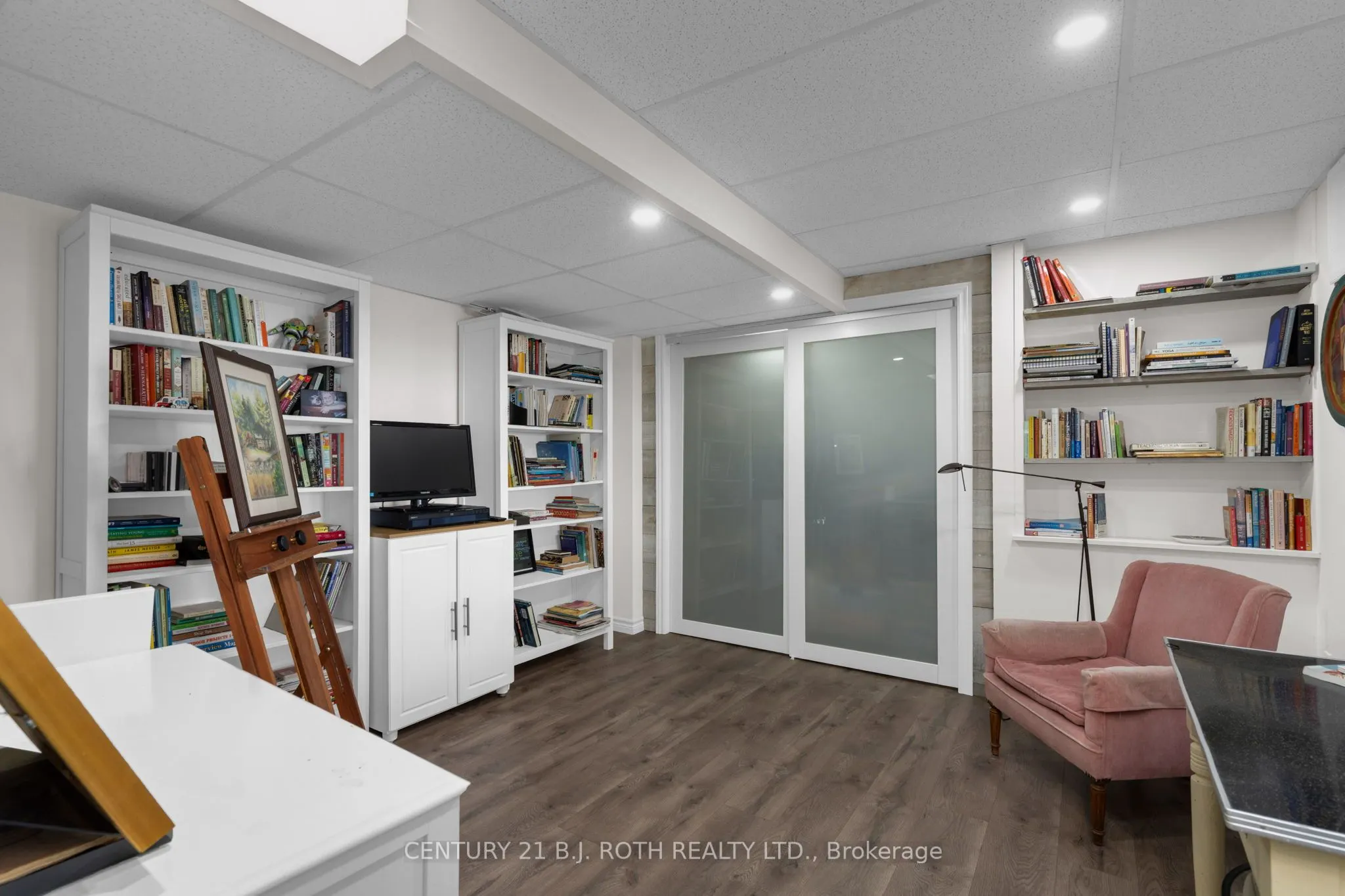 95 lakeshore Road E