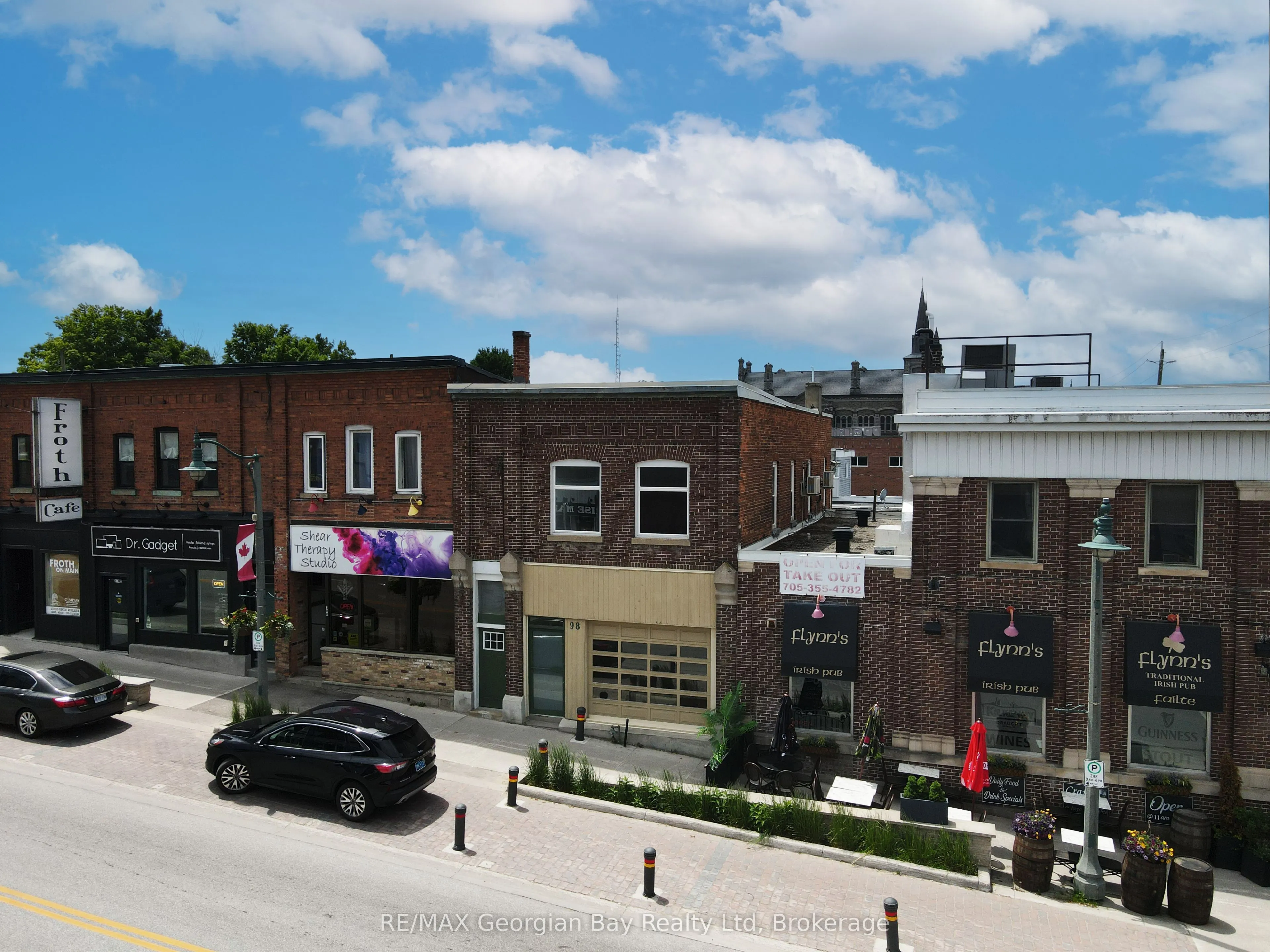 98 MAIN Street