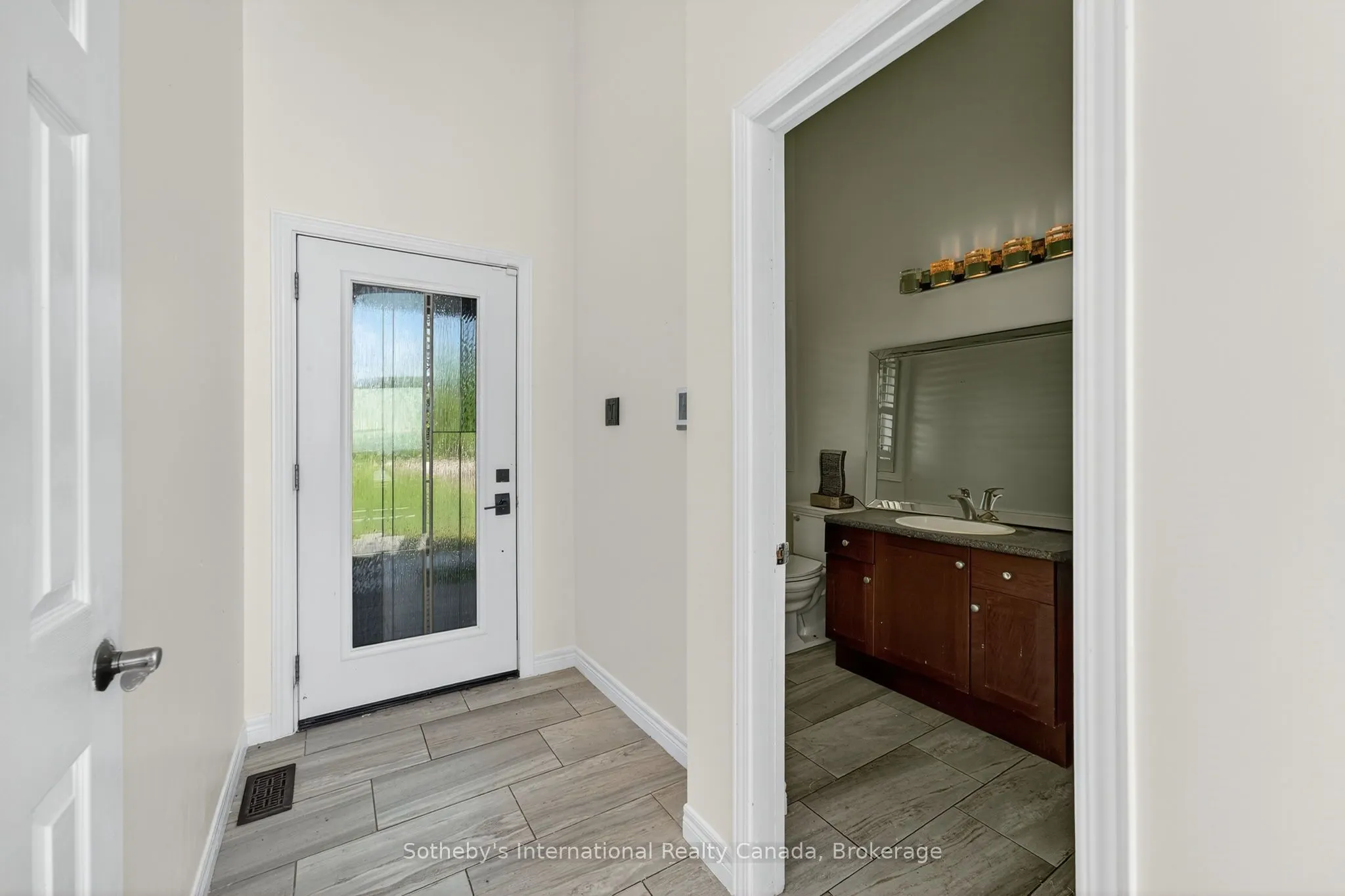 211 Moon Point Drive